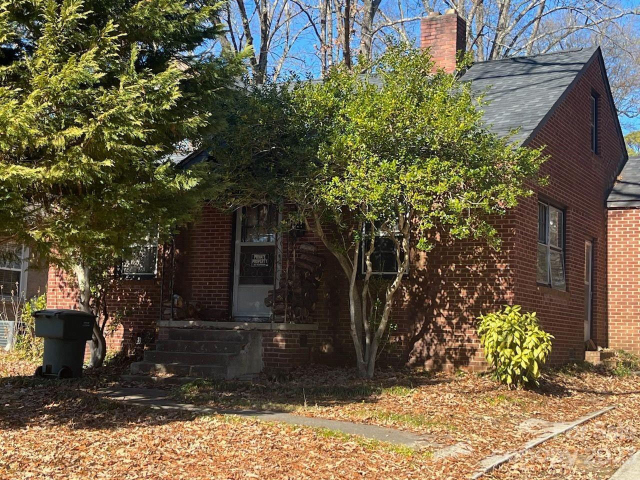 Property image 1 at 514 W 6th Avenue, Gastonia, NC 28052