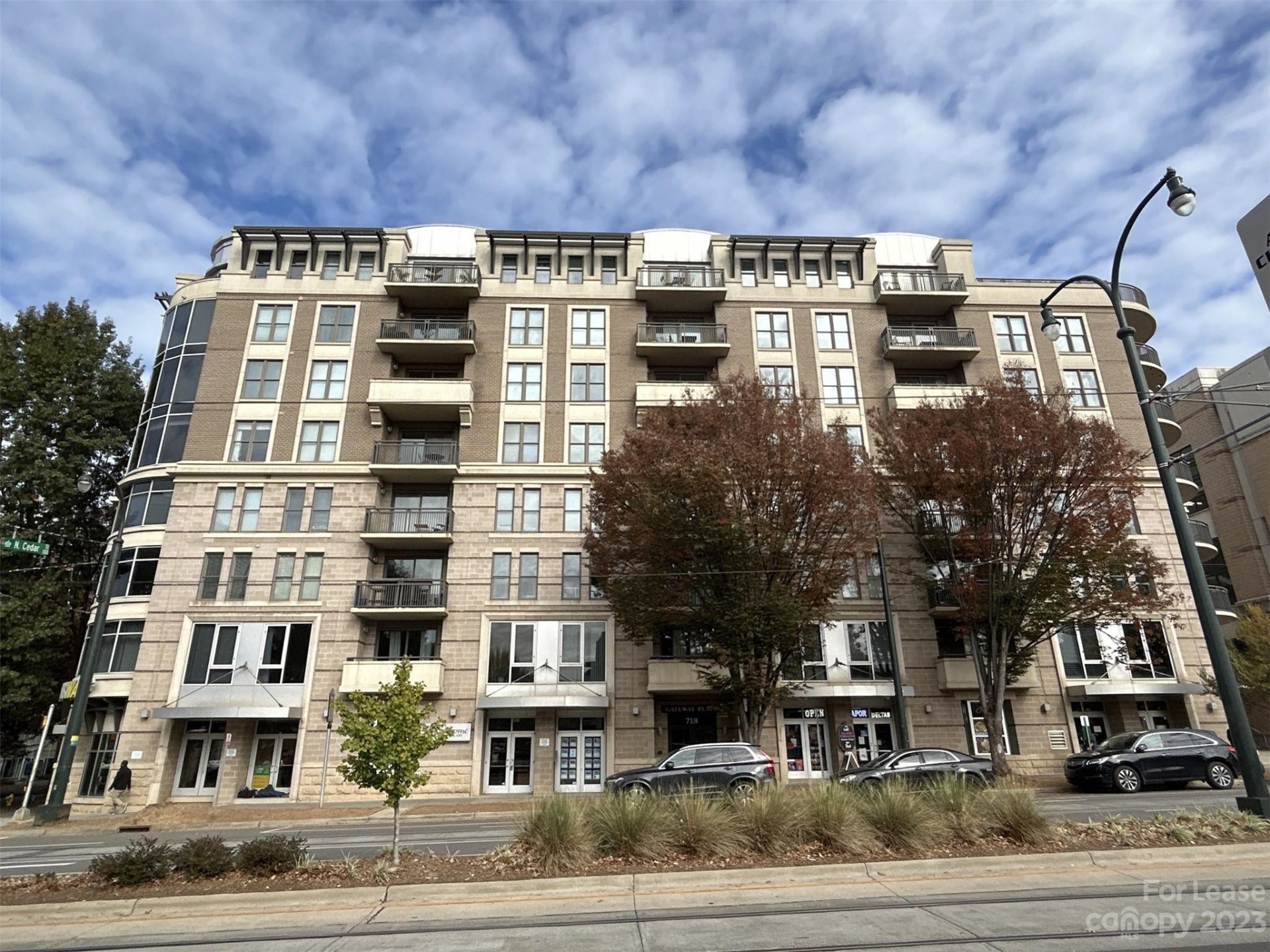 Property image 1 at 718 W Trade Street, Charlotte, NC 28202