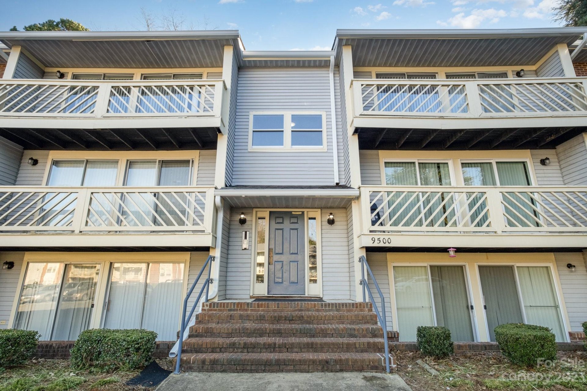 9500 Shannon Green Drive