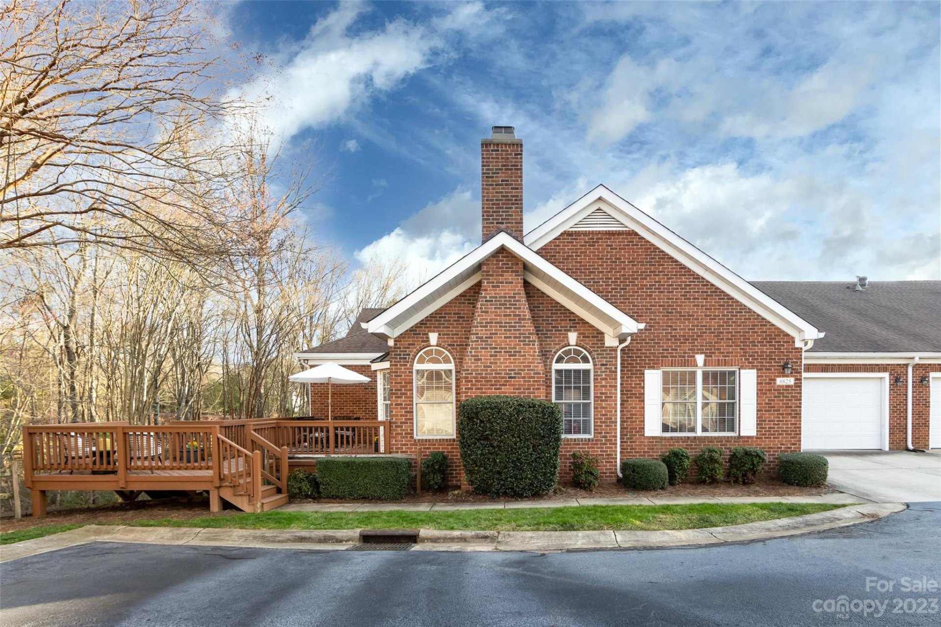 8825 Grand Oak Drive