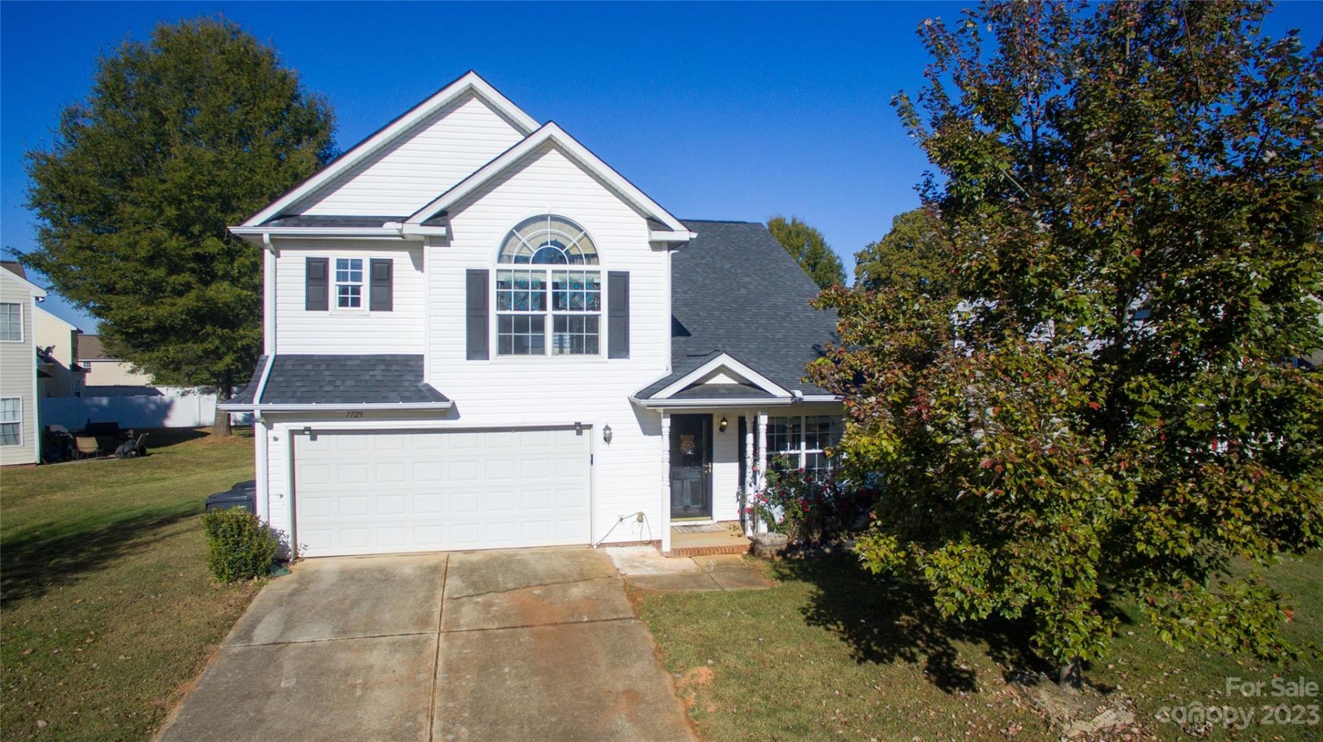 Property image 1 at 7729 Shiny Meadow Lane, Charlotte, NC 28215