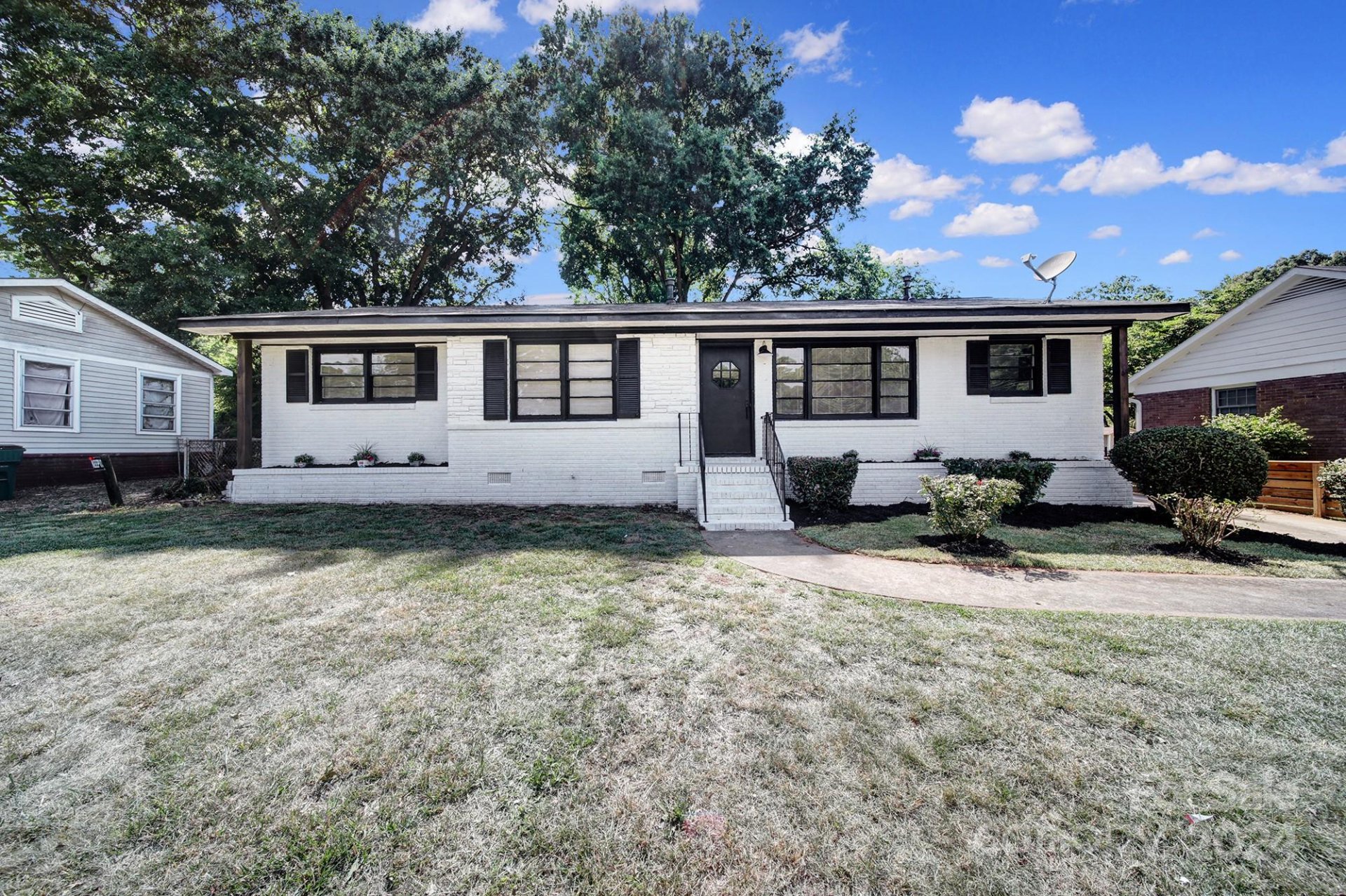 Property image 3 at 1838 Eastway Drive, Charlotte, NC 28205