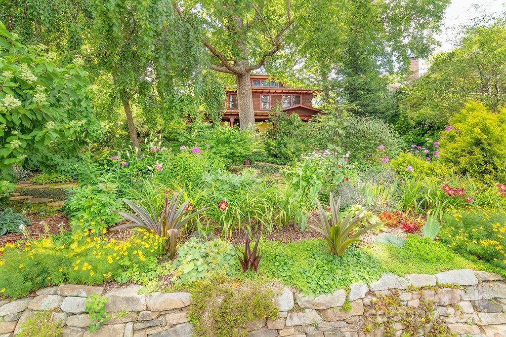 Property image 1 at 116 Flint Street, Asheville, NC 28801