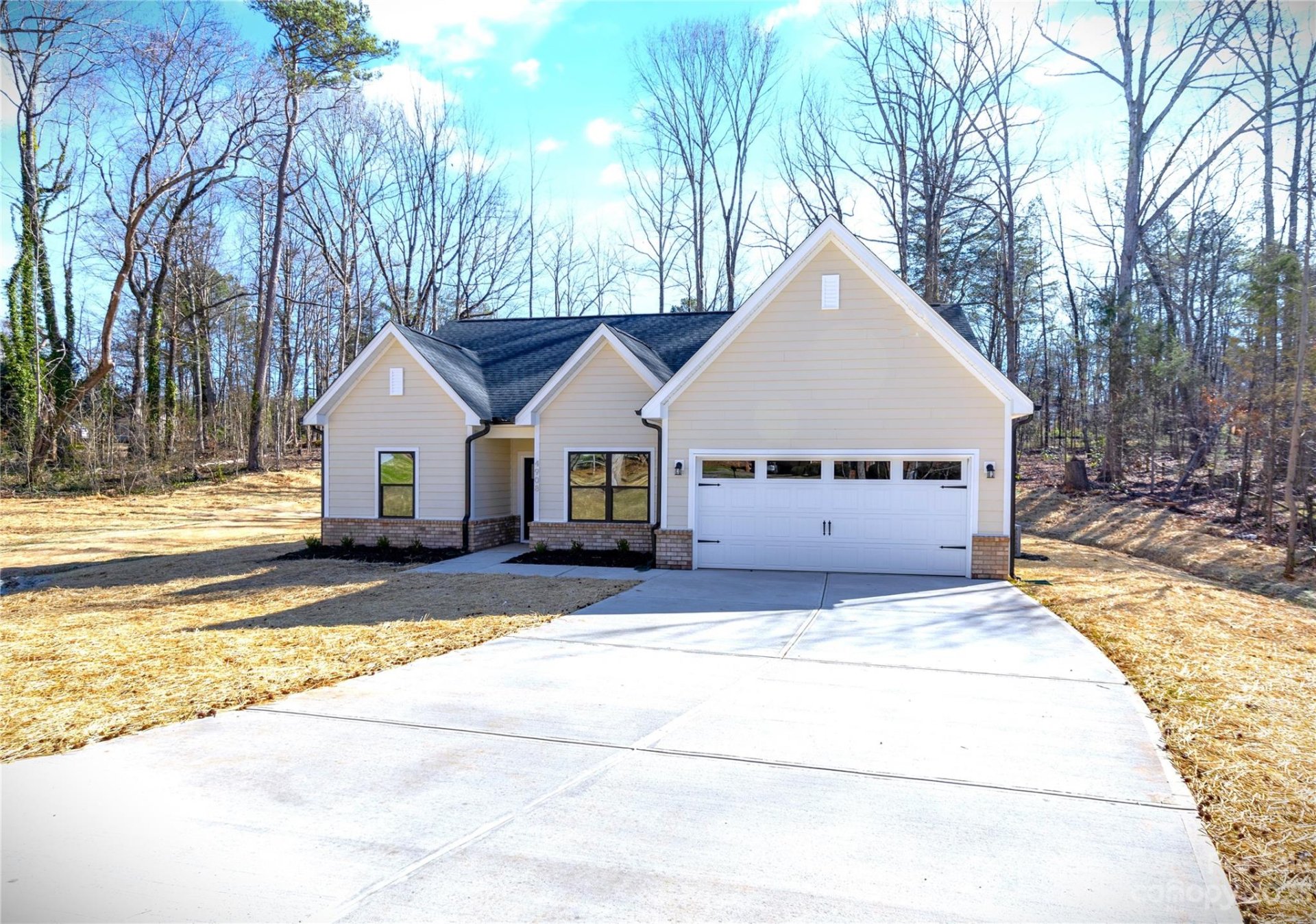 Property image 1 at 4908 Spring Lane, Charlotte, NC 28213