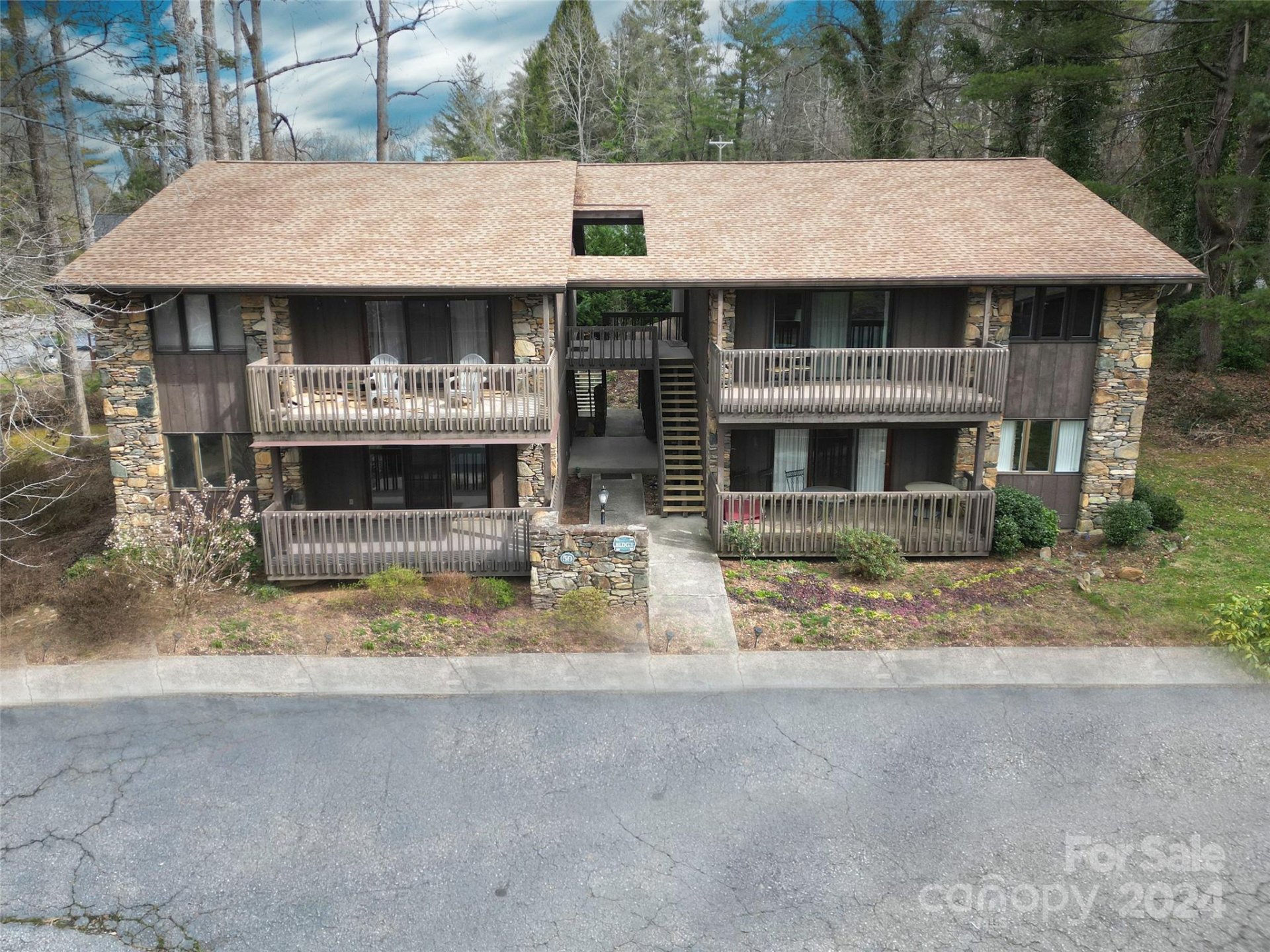 Property image 1 at 50 Maxine Lane, Hendersonville, NC 28739