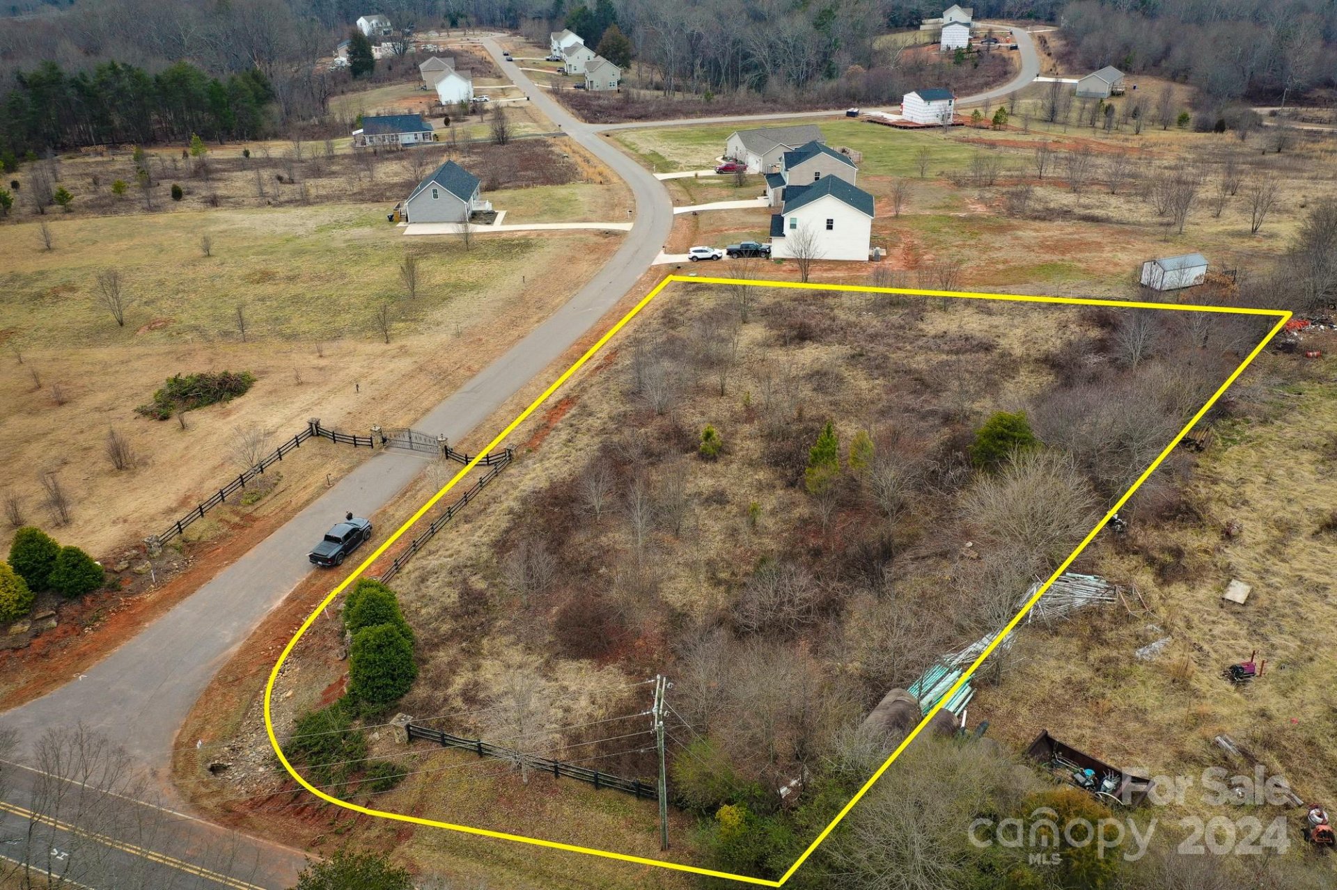 Property image 1 at 100 Pumice Drive, Statesville, NC 28625