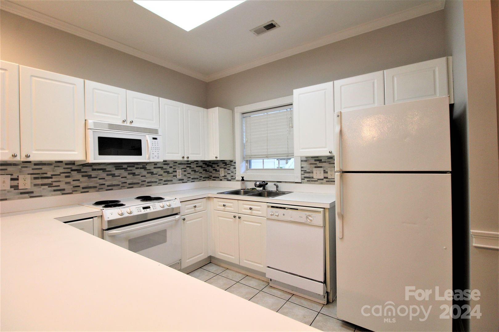 Property image 4 at 8737 Coralbell Lane, Charlotte, NC 28213