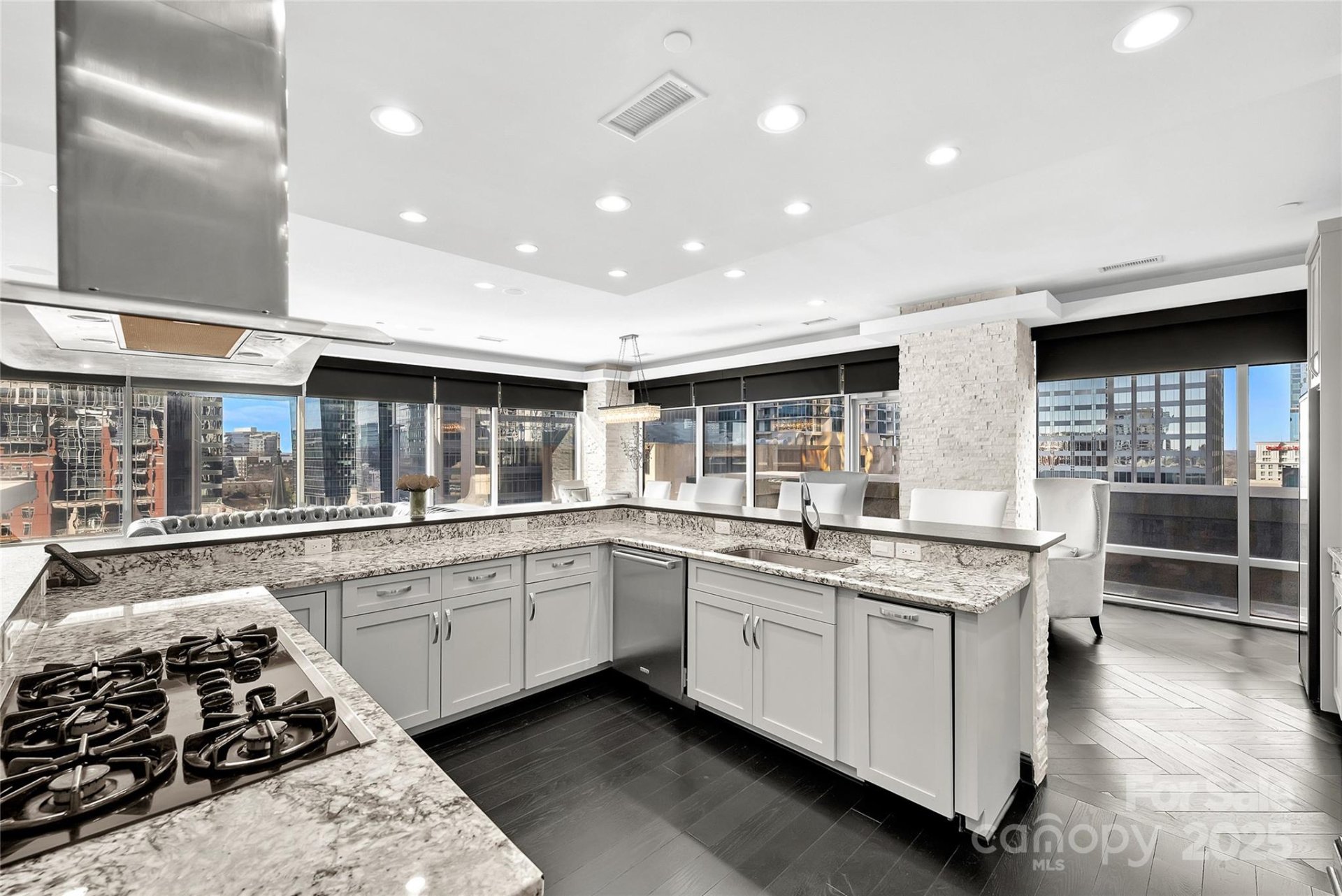 Property image 2 at 435 S Tryon Street, Charlotte, NC 28202
