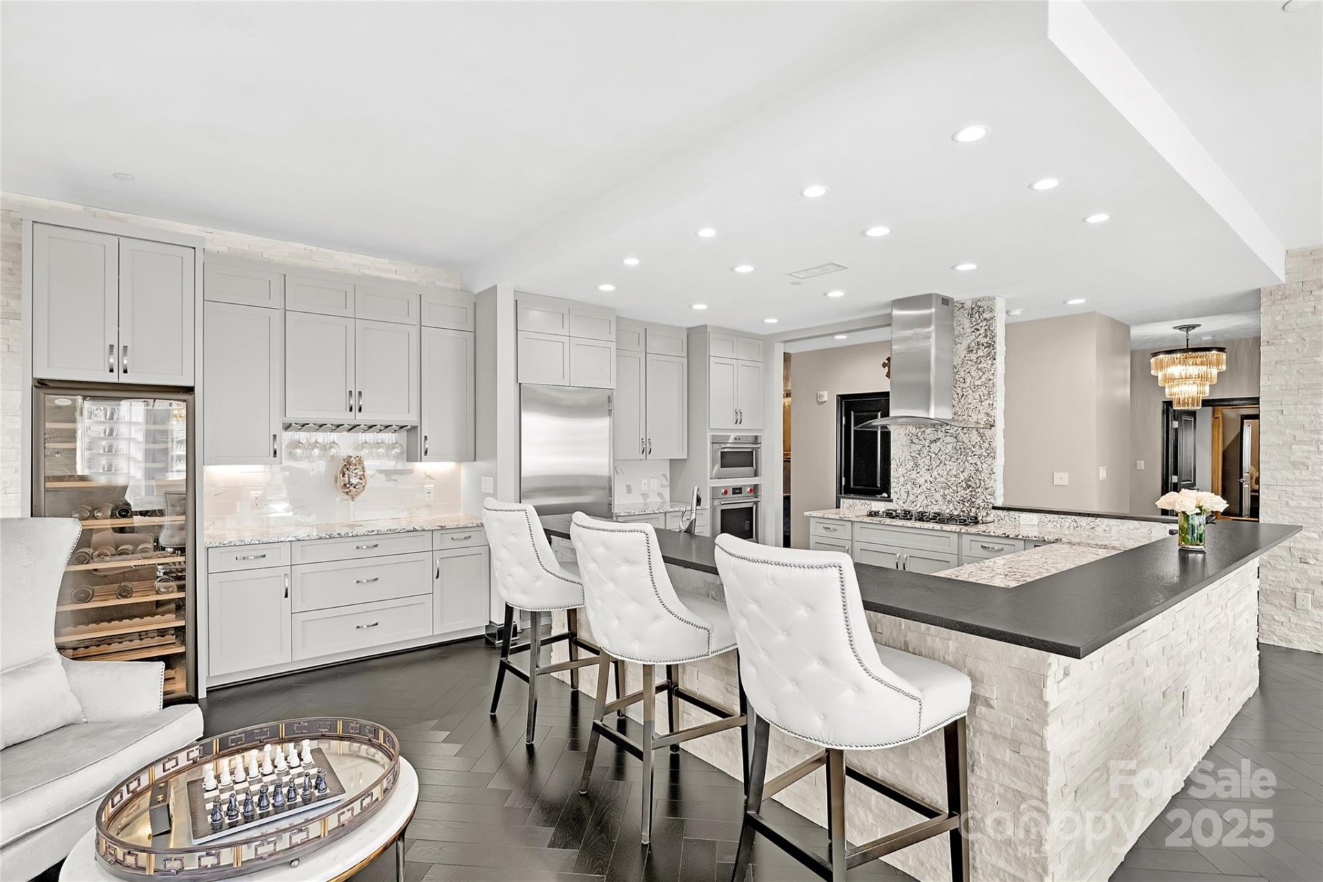Property image 4 at 435 S Tryon Street, Charlotte, NC 28202