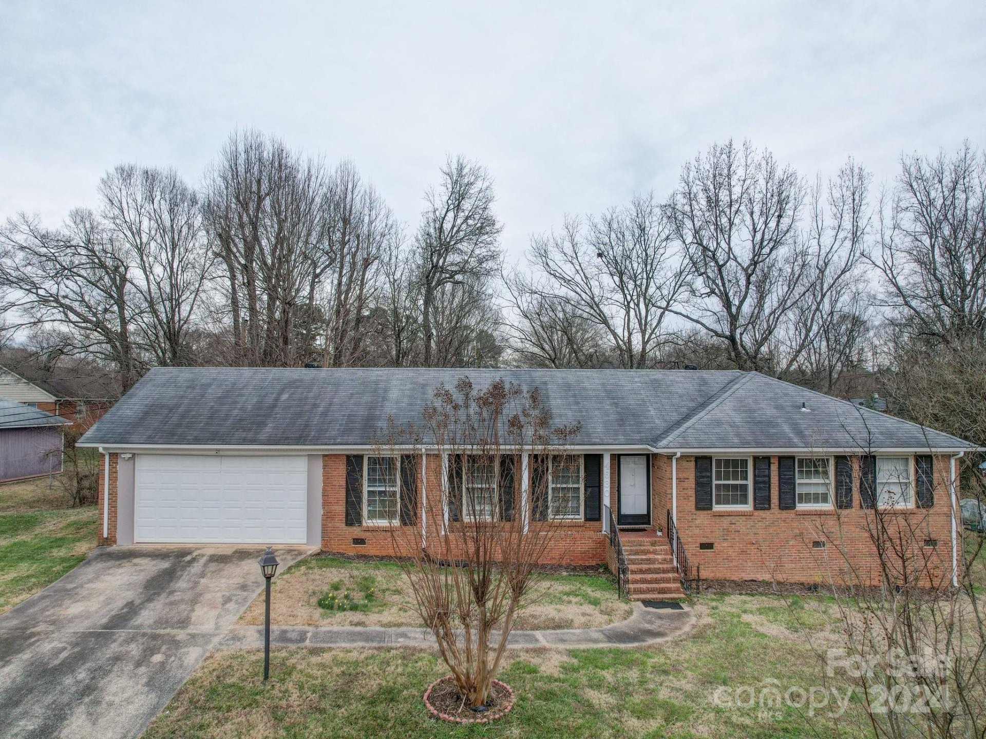 Property image 1 at 4630 Cloverdale Avenue, Charlotte, NC 28212