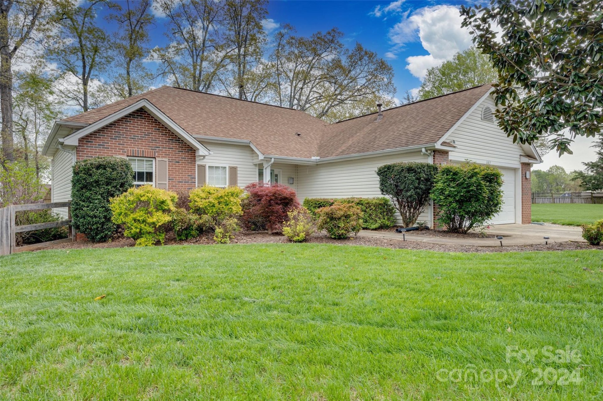 Property image 1 at 865 Murphy Hill Place, Charlotte, NC 28214