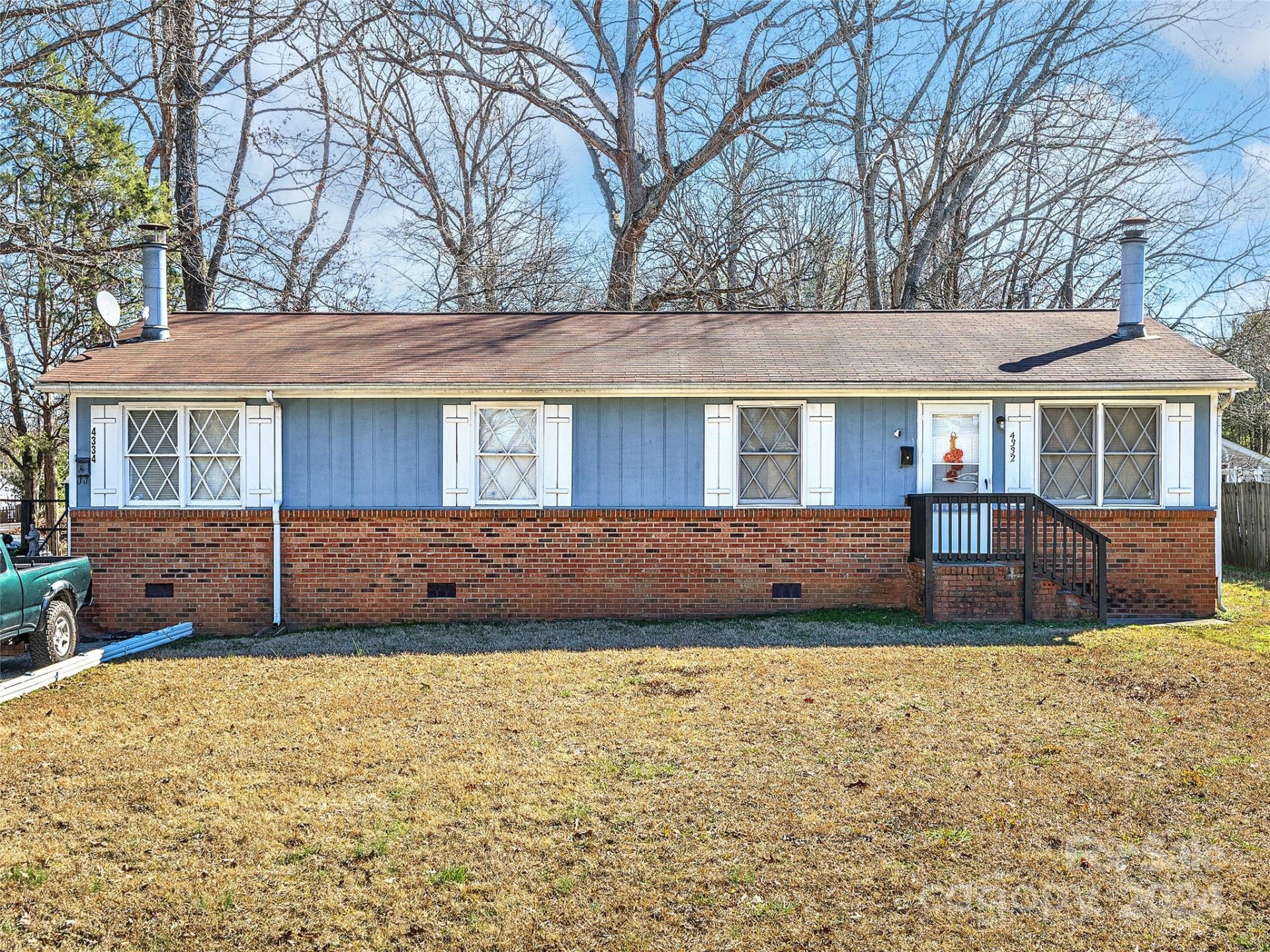 Property image 1 at 4332 Acorn Street, Charlotte, NC 28205
