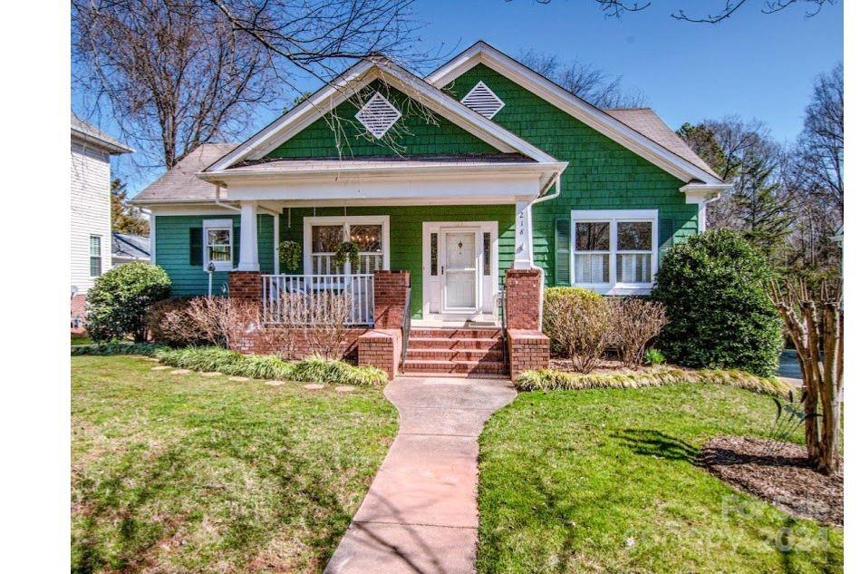 Property image 1 at 218 N Kimberly Road, Davidson, NC 28036