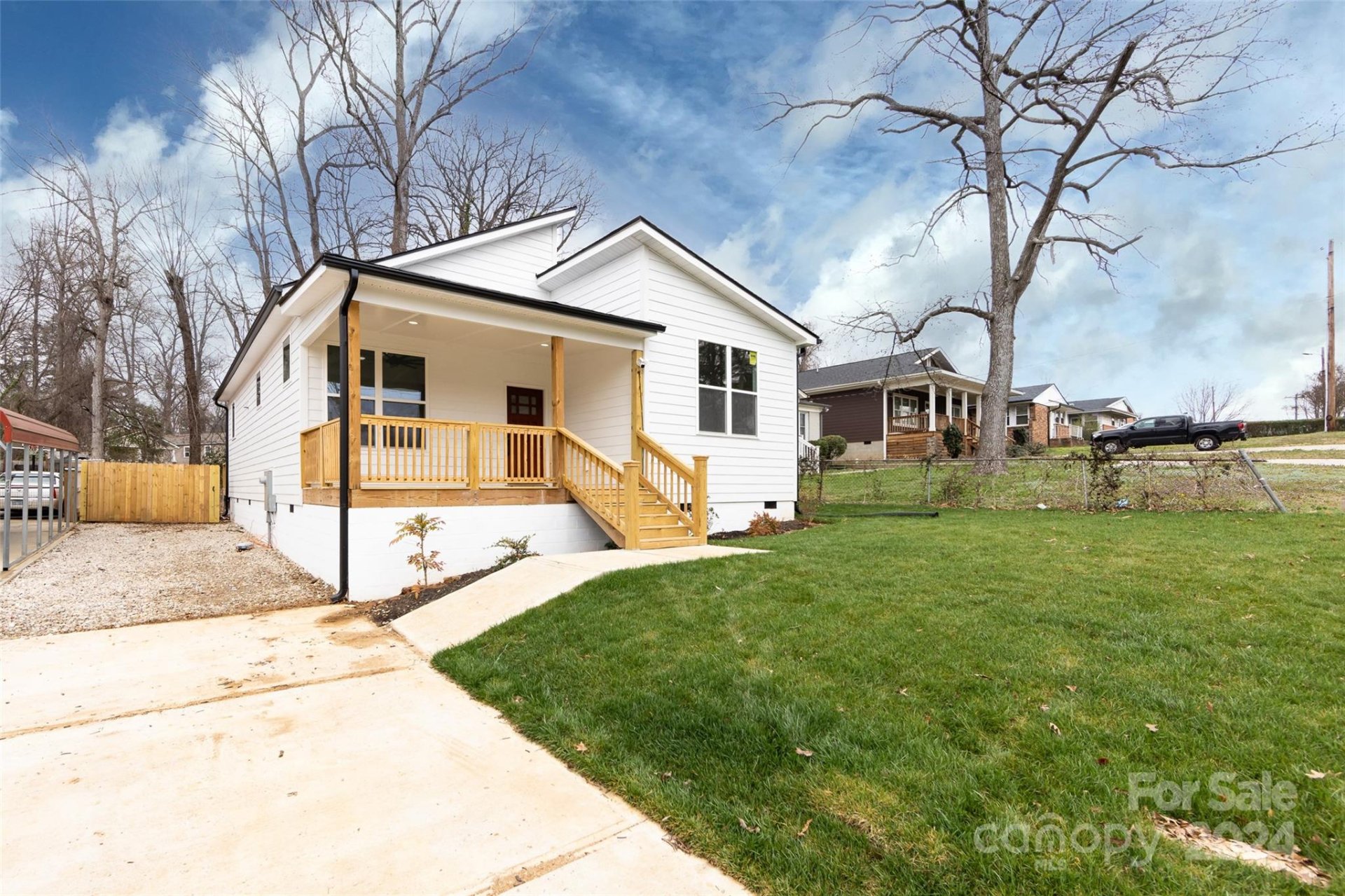 Property image 1 at 1719 Newcastle Street, Charlotte, NC 28216