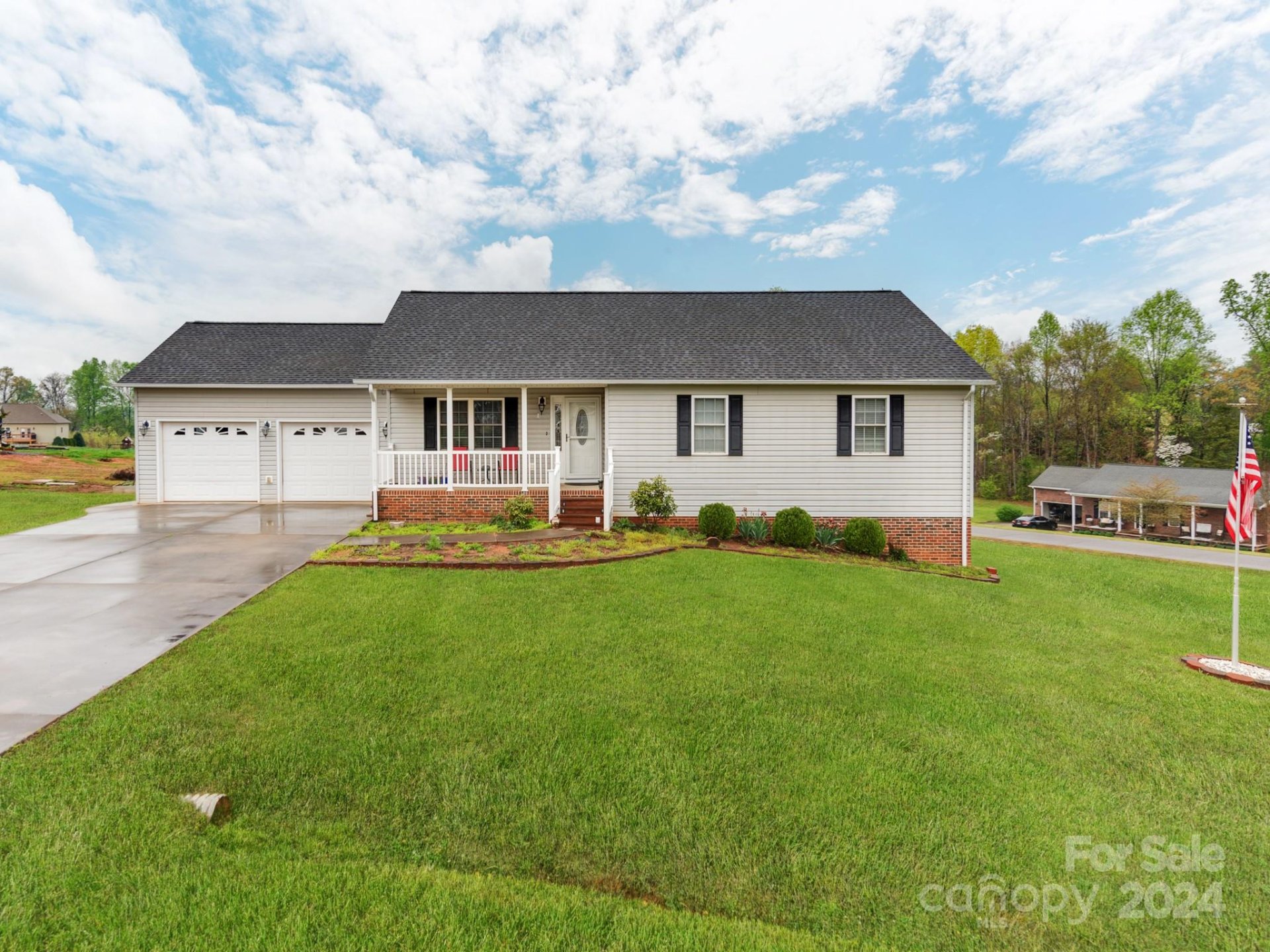 Hyacinth Hills, Morganton Community