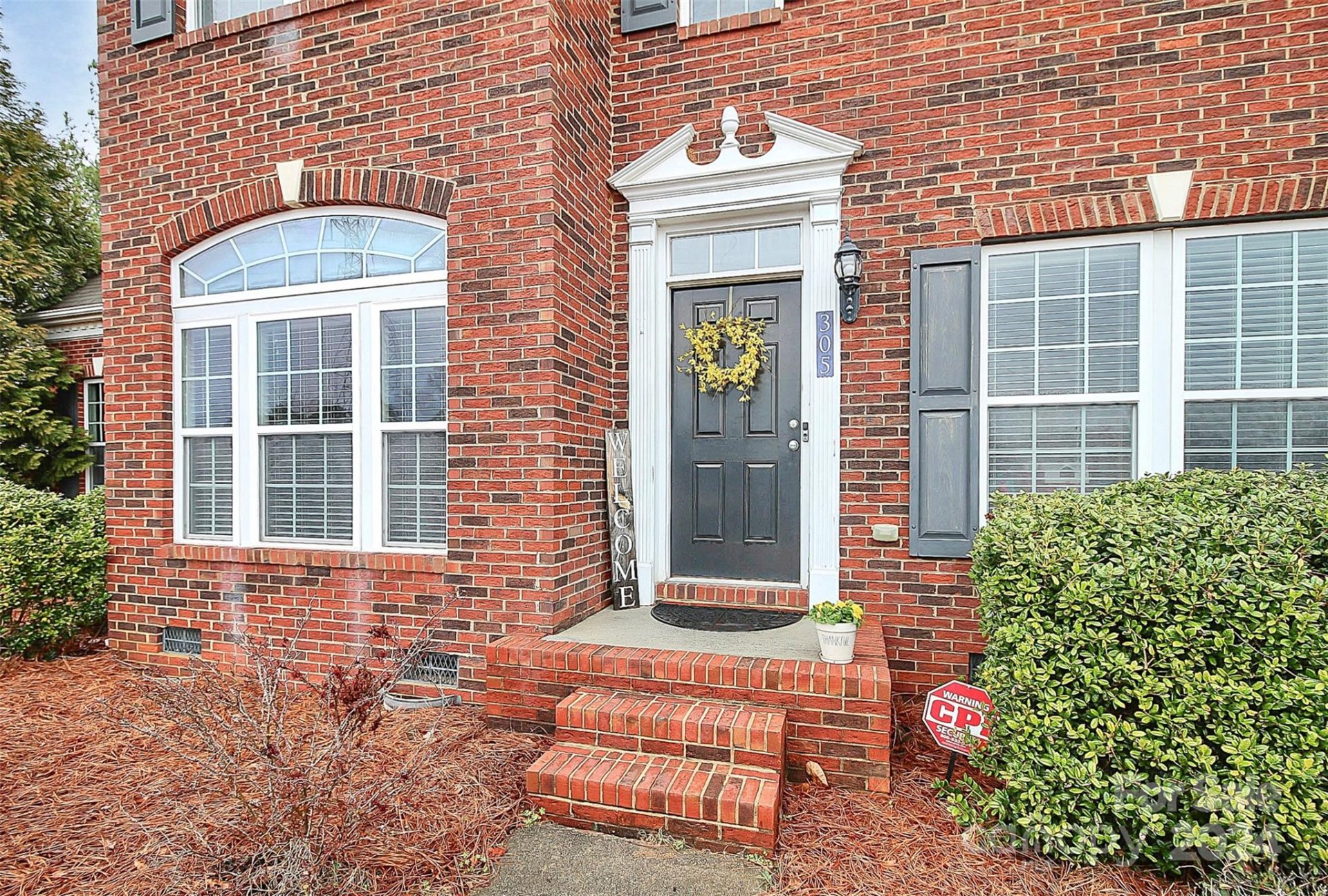 Property image 2 at 305 Hydrangea Drive, Lake Wylie, SC 29710