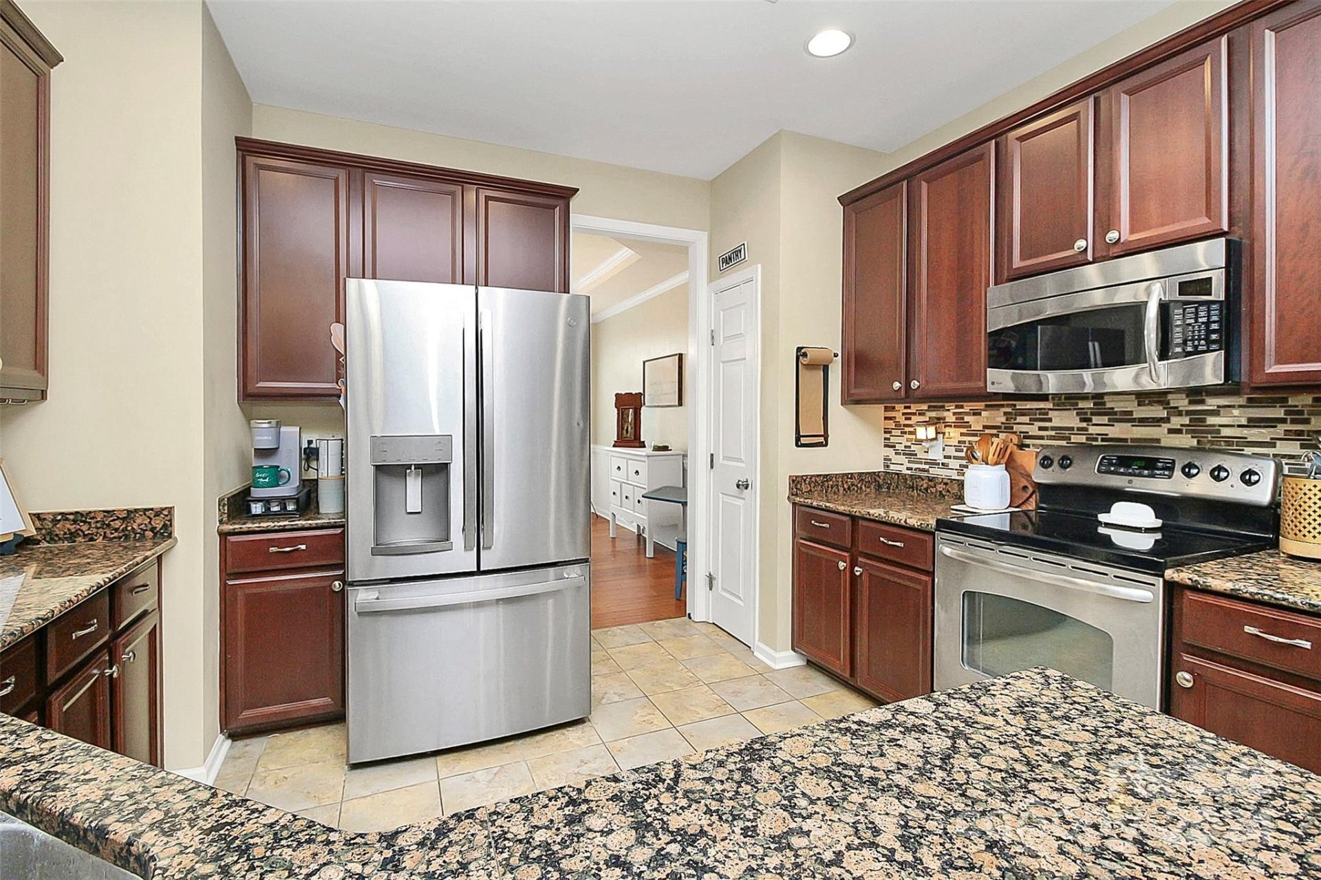 Property image 5 at 305 Hydrangea Drive, Lake Wylie, SC 29710
