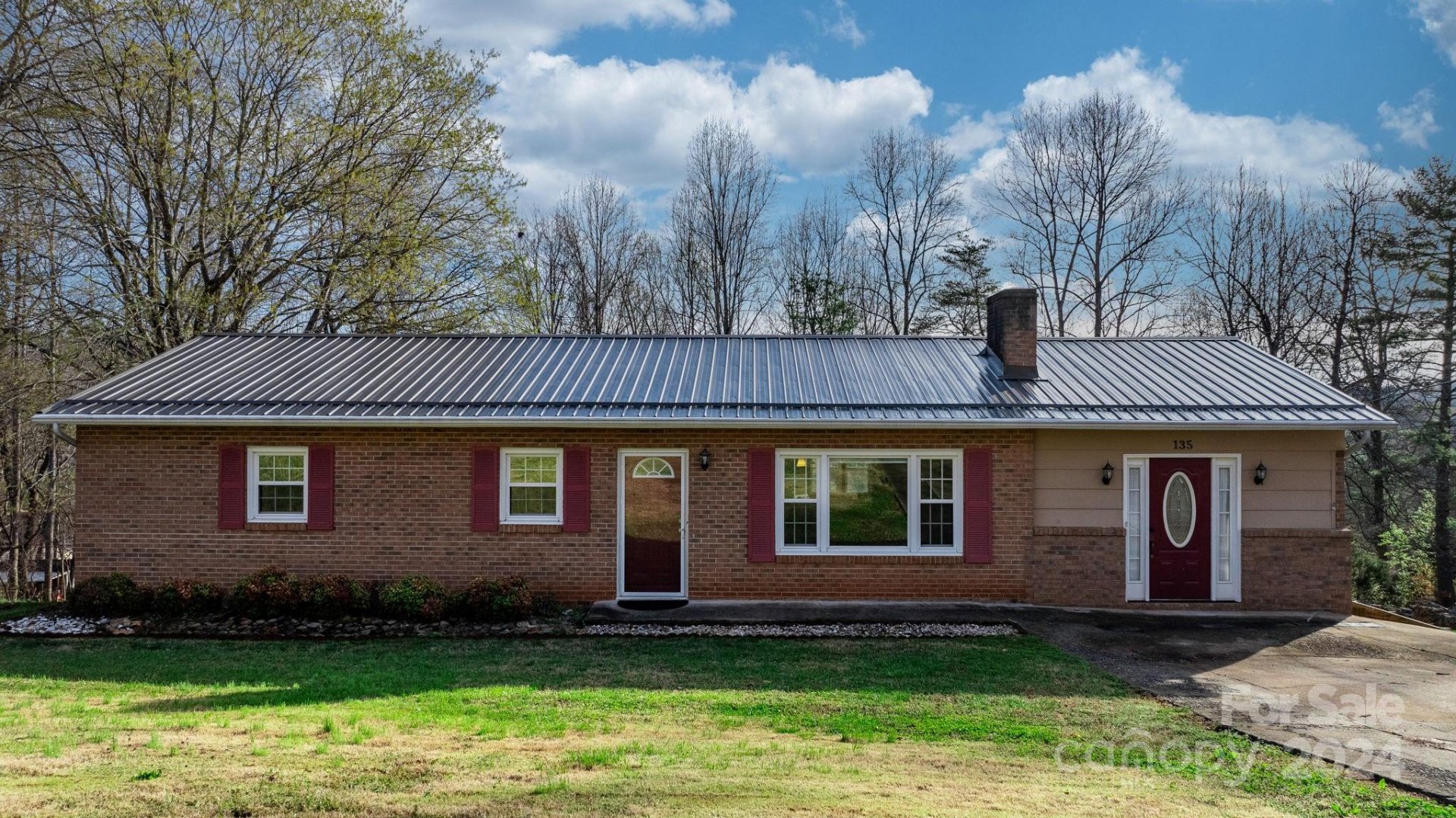 Property image 1 at 135 Brentwood Road, Morganton, NC 28655