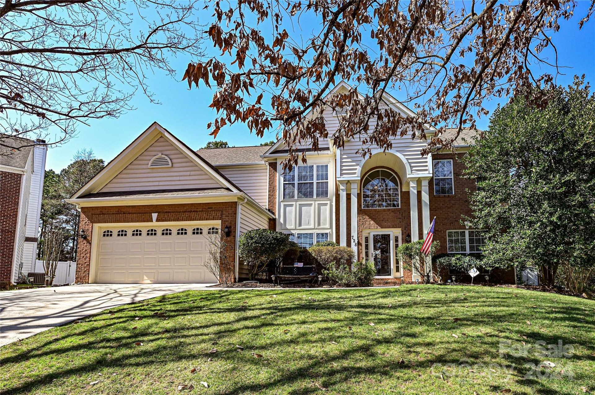 Property image 1 at 728 Meadow Lake Drive, Matthews, NC 28105