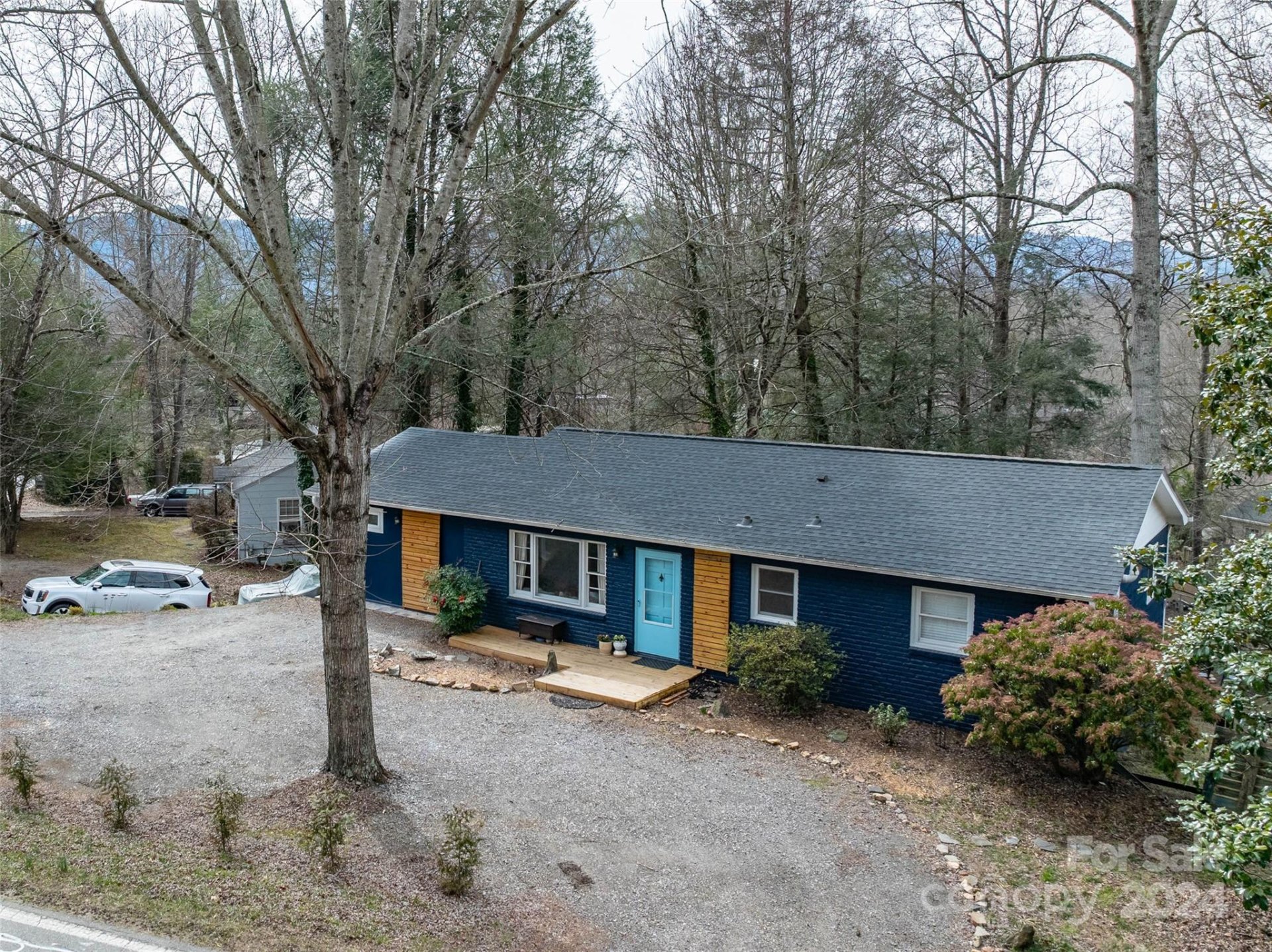 Property image 1 at 819 Rhododendron Avenue, Black Mountain, NC 28711
