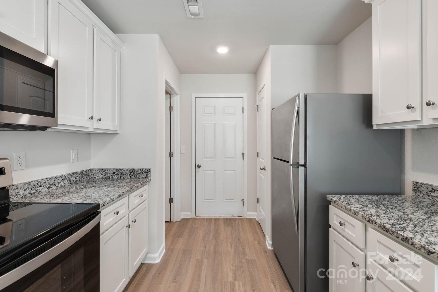 Property image 4 at 633 Lamorak Place, Richburg, SC 29729