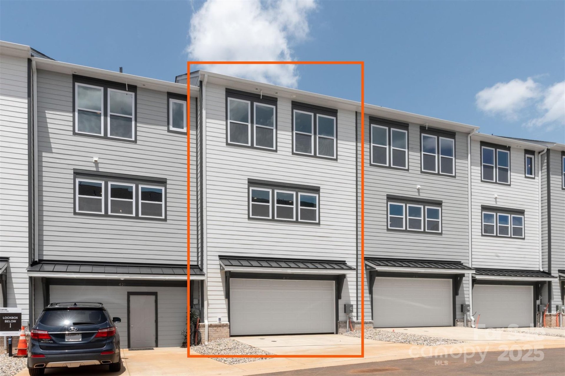 Property image 3 at 417 Prine Place, Charlotte, NC 28213