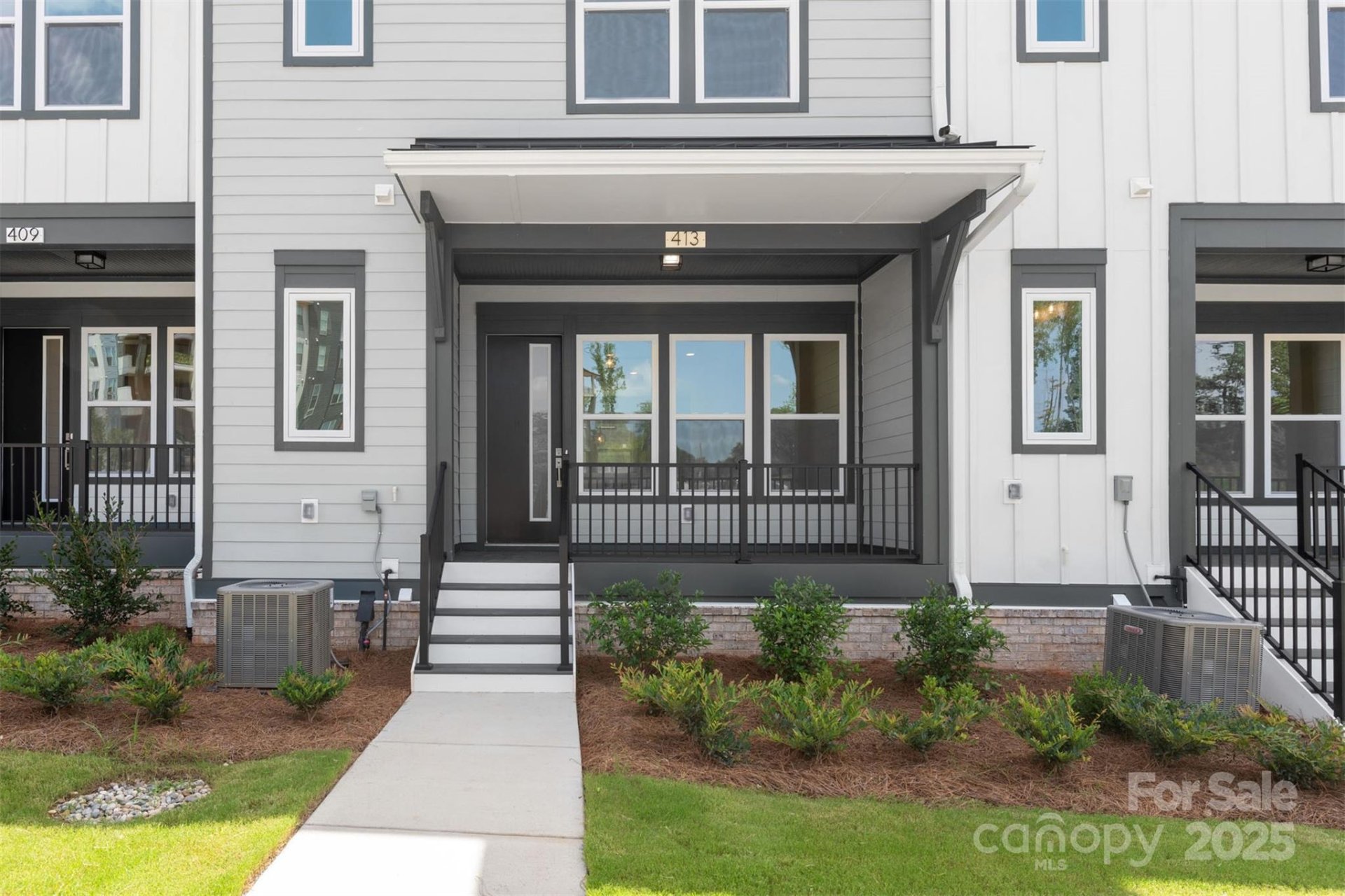 Property image 2 at 413 Prine Place, Charlotte, NC 28213