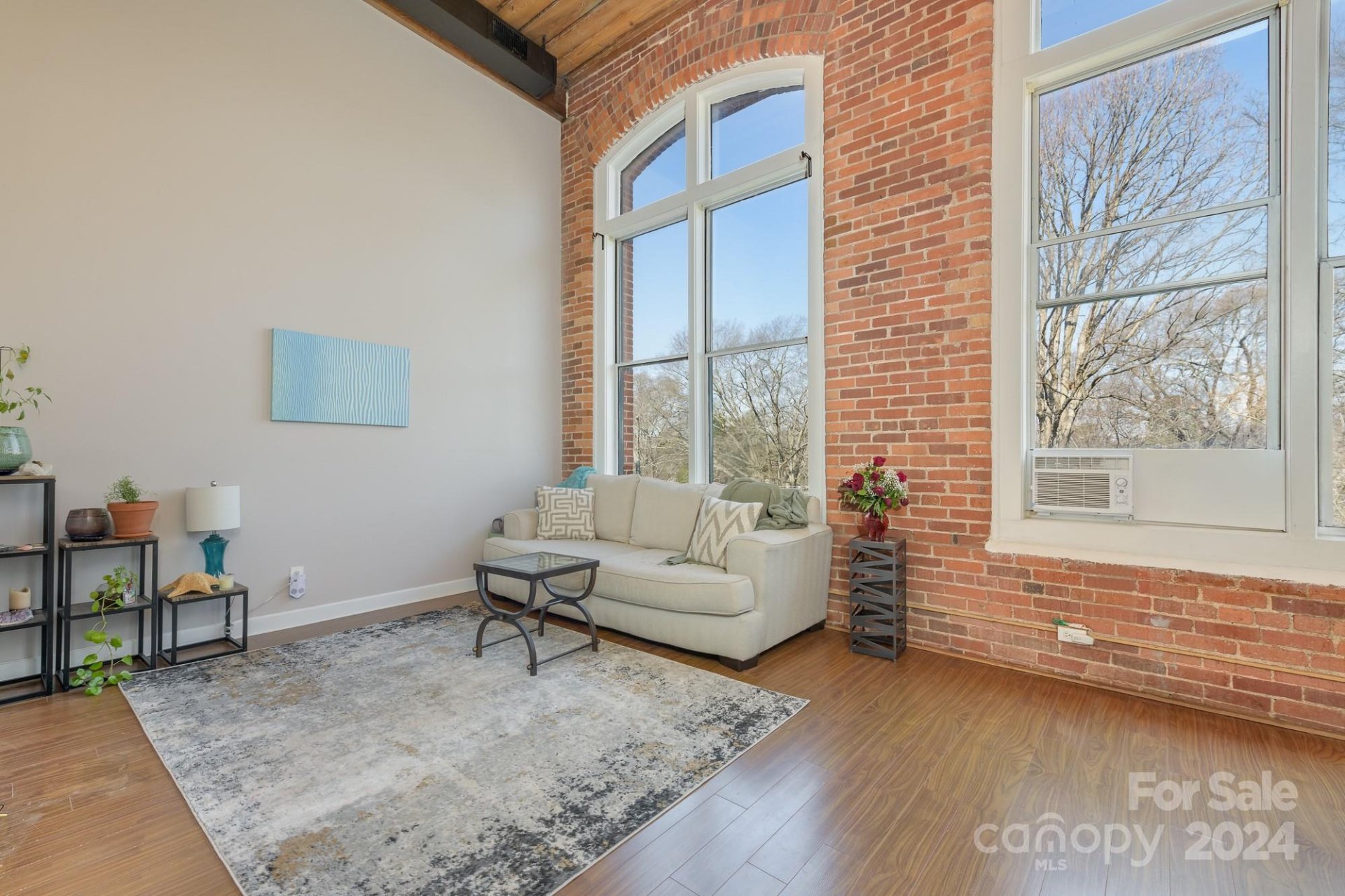 Property image 1 at 201 Hoskins Road, Charlotte, NC 28208