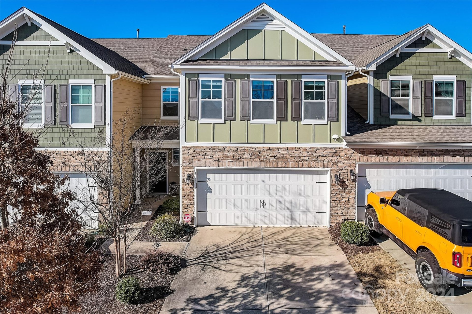 2421 Palmdale Walk Drive