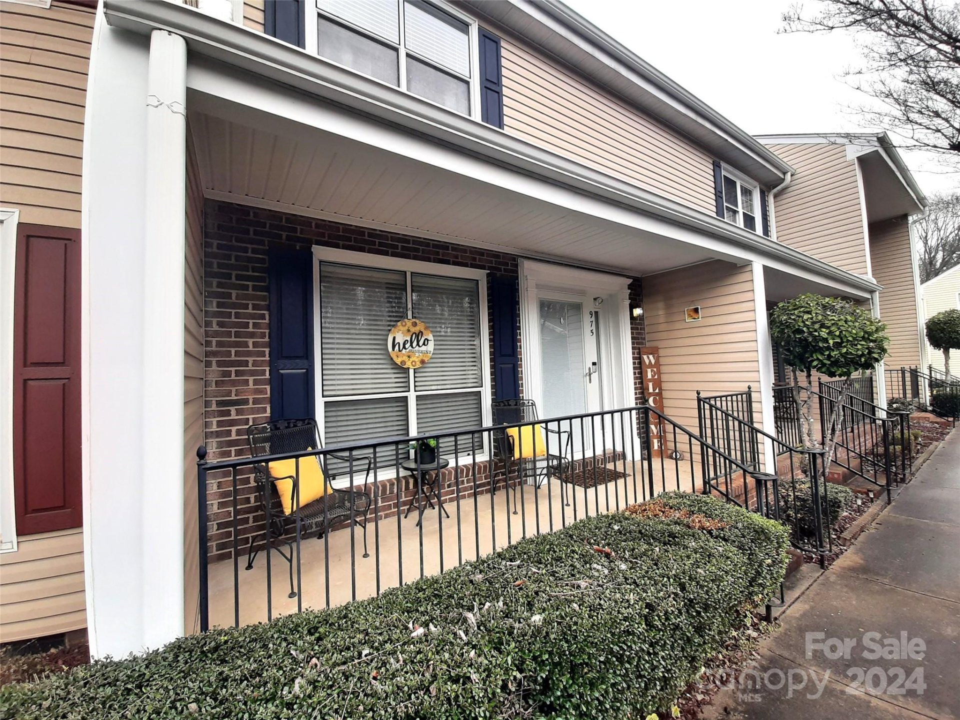 Property image 1 at 975 Surry Lane, Gastonia, NC 28054