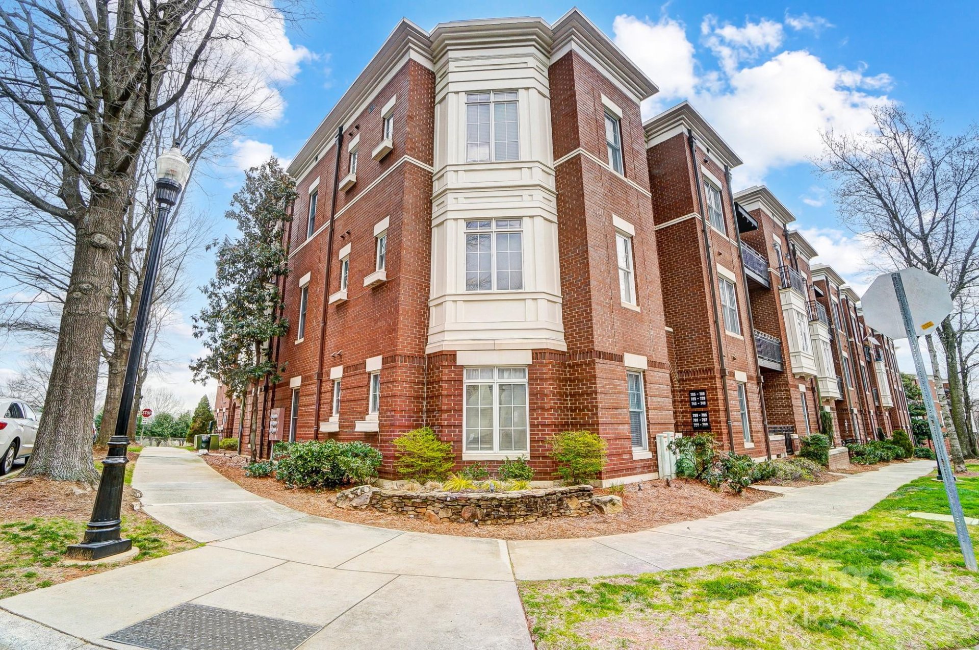 Property image 1 at 707 Garden District Drive, Charlotte, NC 28202