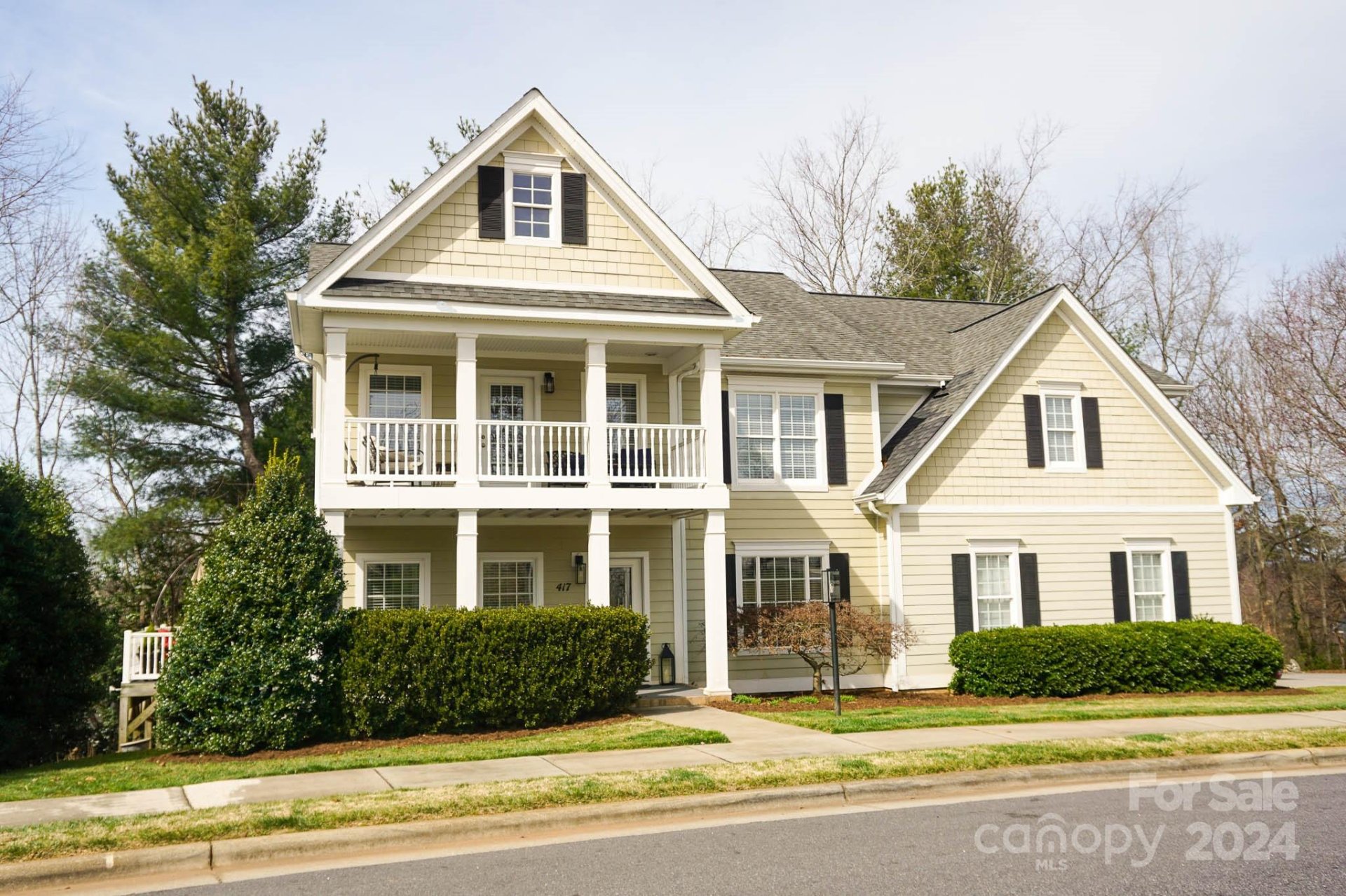 Property image 1 at 417 19th Avenue Circle, Hickory, NC 28601