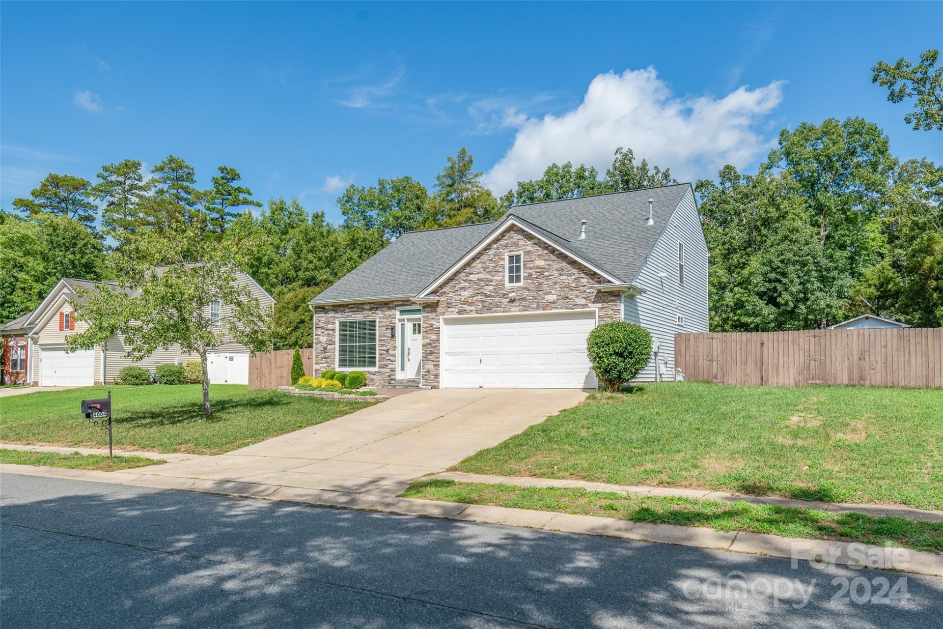 4004 Meriwether Lewis Trail