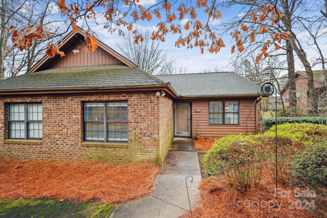 494 Glory Court