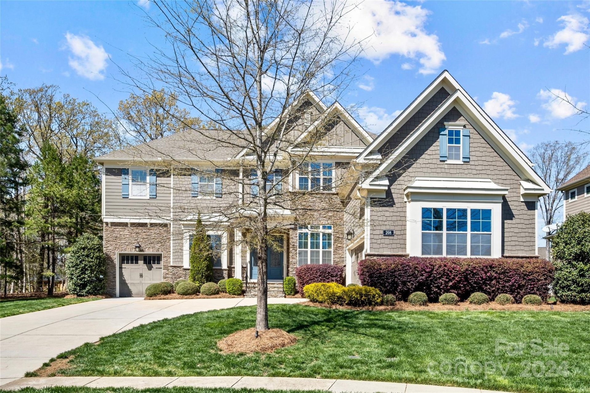 Property image 3 at 208 Camellia Hills Court, Matthews, NC 28104