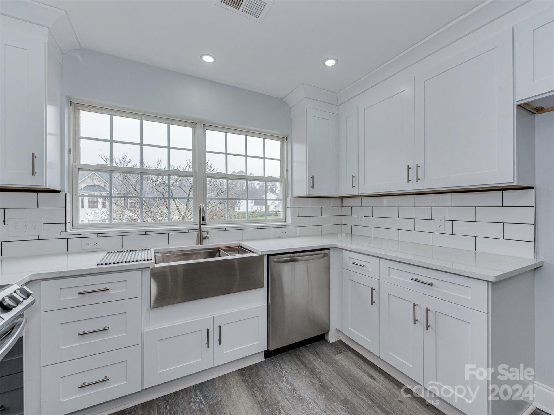 Property image 1 at 2011 Mallard Pine Court, Charlotte, NC 28262