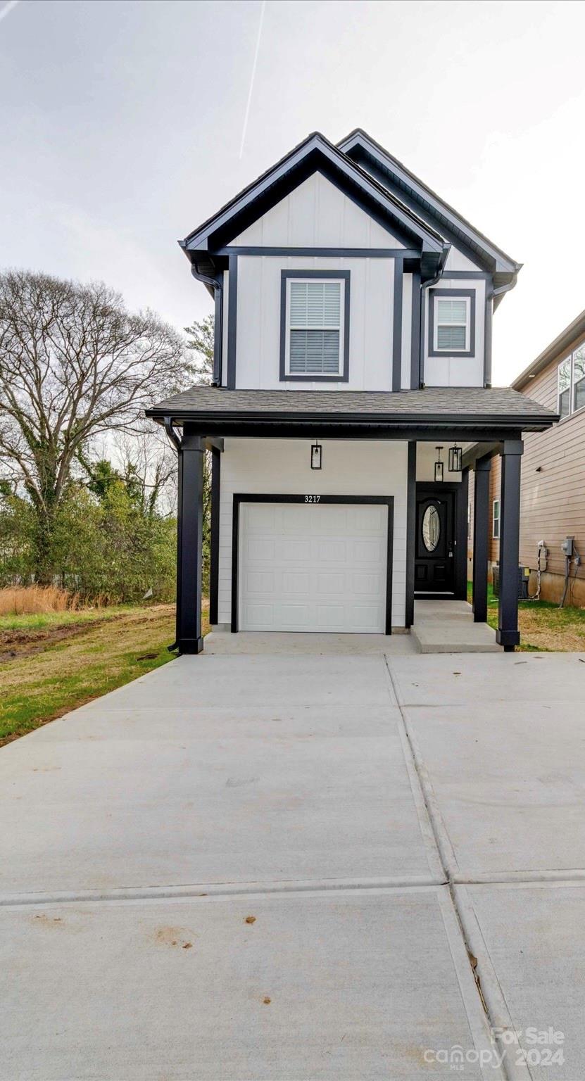 Property image 1 at 3217 Ross Avenue, Charlotte, NC 28208