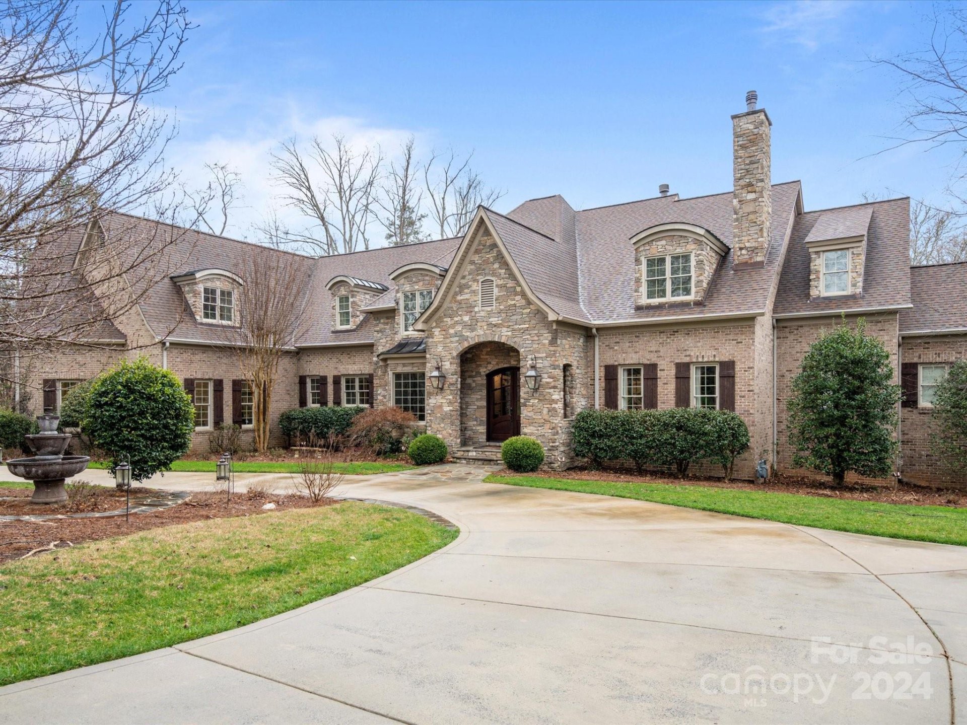 Property image 1 at 6072 Oxfordshire Road, Waxhaw, NC 28173