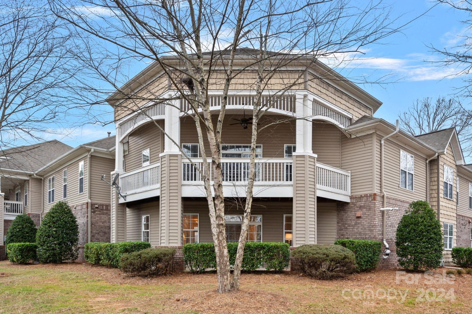 Property image 1 at 8647 Edinburgh Square Drive, Cornelius, NC 28031