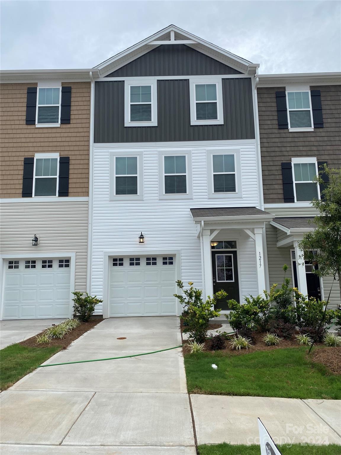 Property image 1 at 1217 Keydet Drive, Charlotte, NC 28216