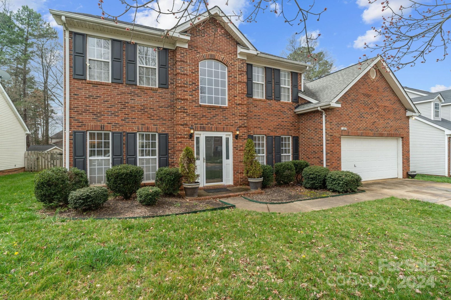 6913 Sweetfield Drive