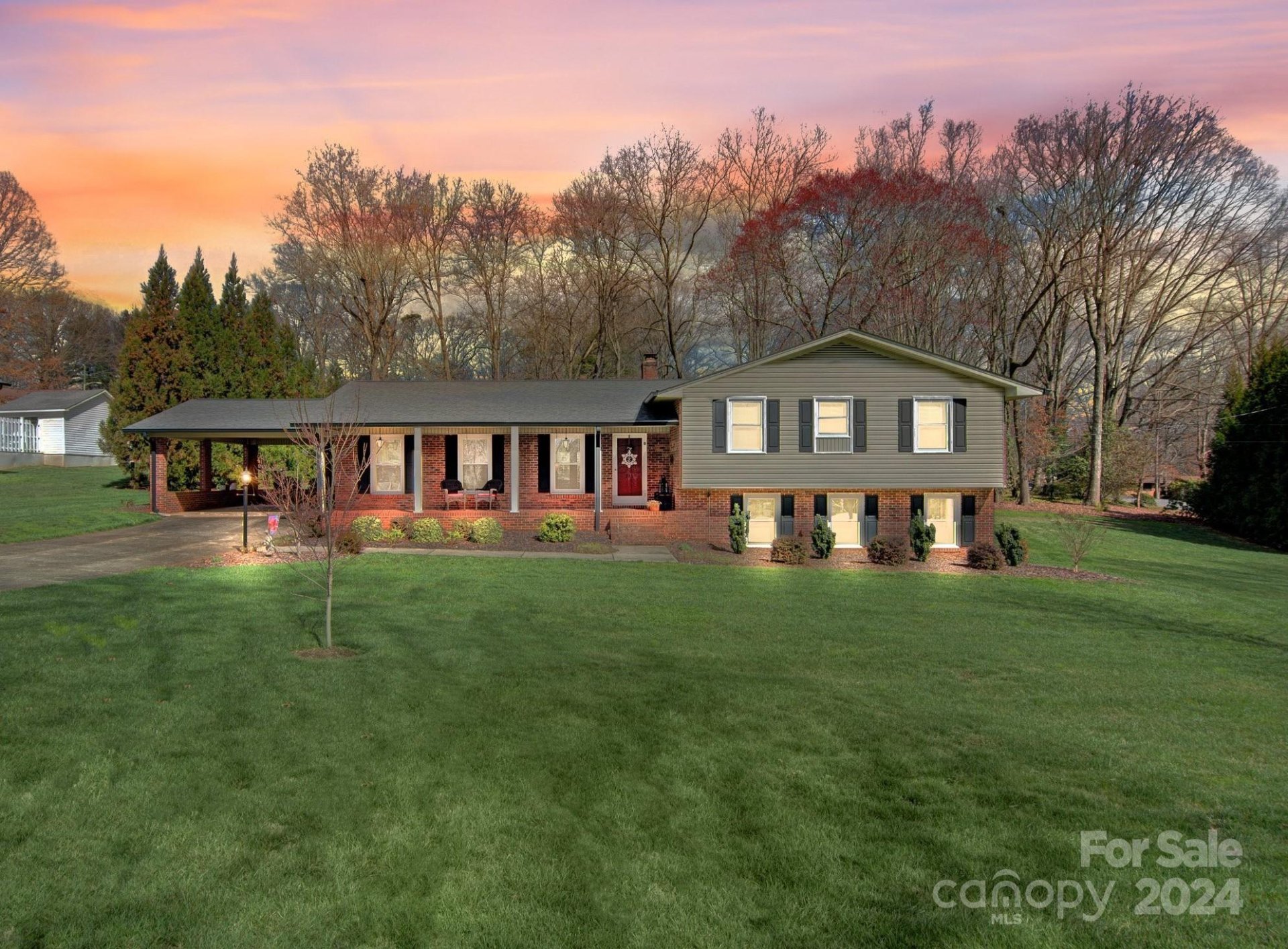 Property image 1 at 215 6th Street, Conover, NC 28613