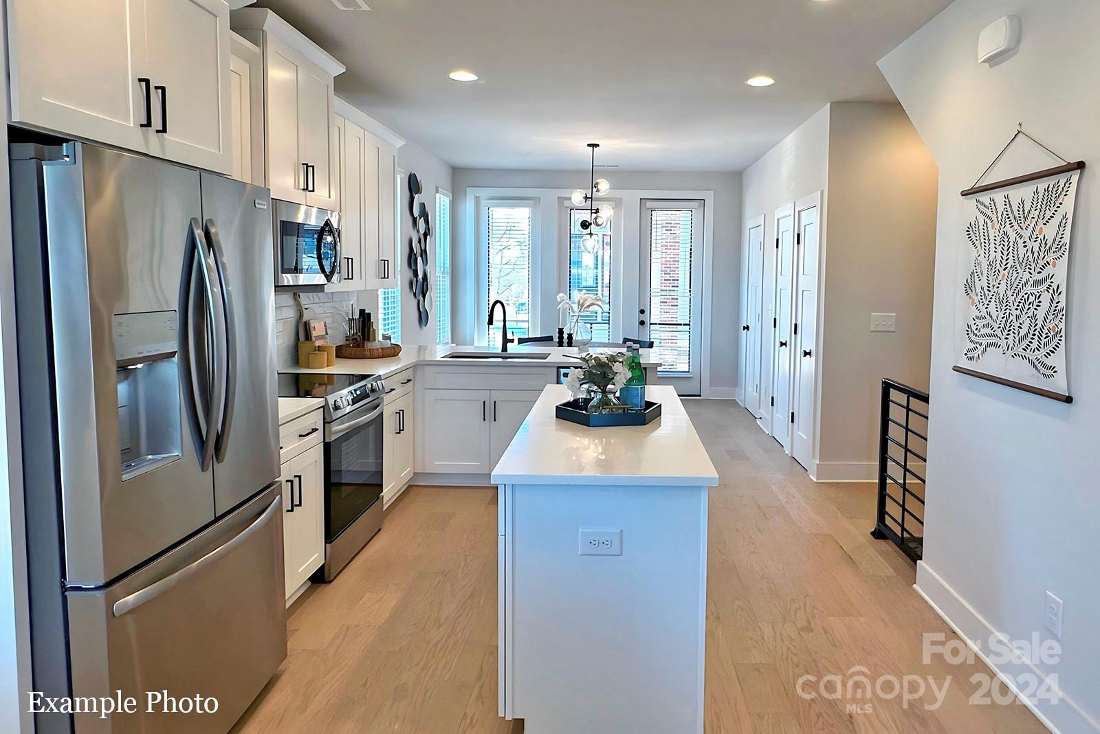 Property image 3 at 1017 North End Drive, Charlotte, NC 28206