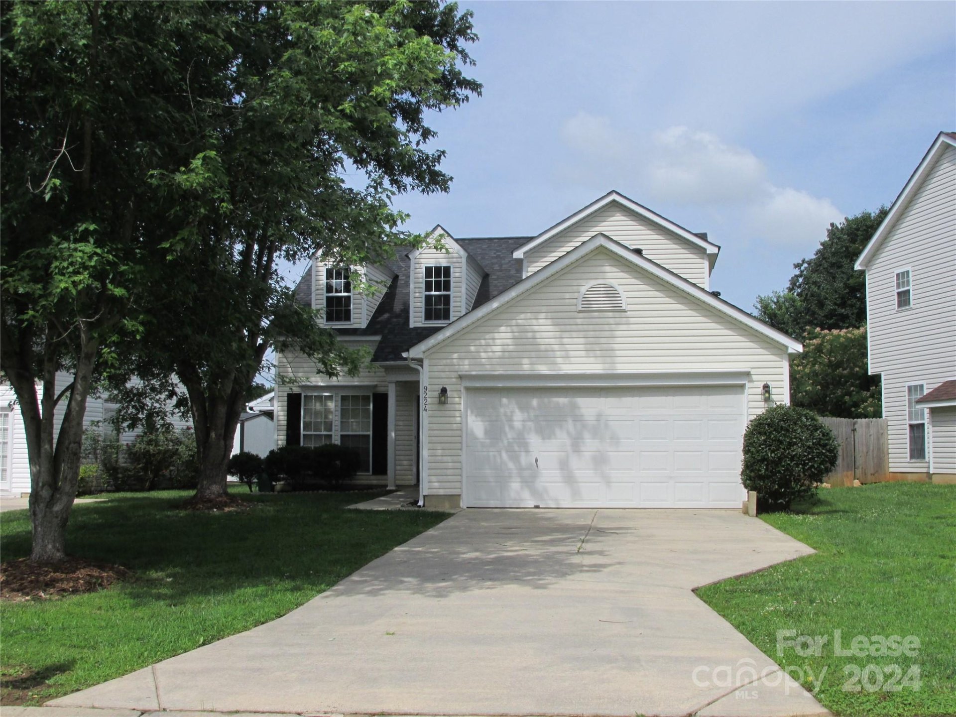 Property image 1 at 9224 Shenington Place, Charlotte, NC 28216
