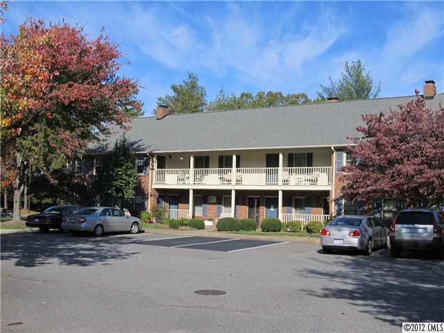 Property image 1 at 801 Cornwallis Avenue, Gastonia, NC 28056