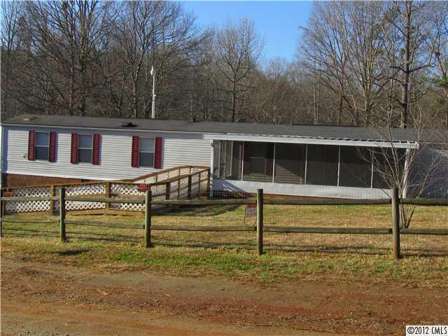 Property image 1 at 1093 Oakbrook Lane, Denver, NC 28037