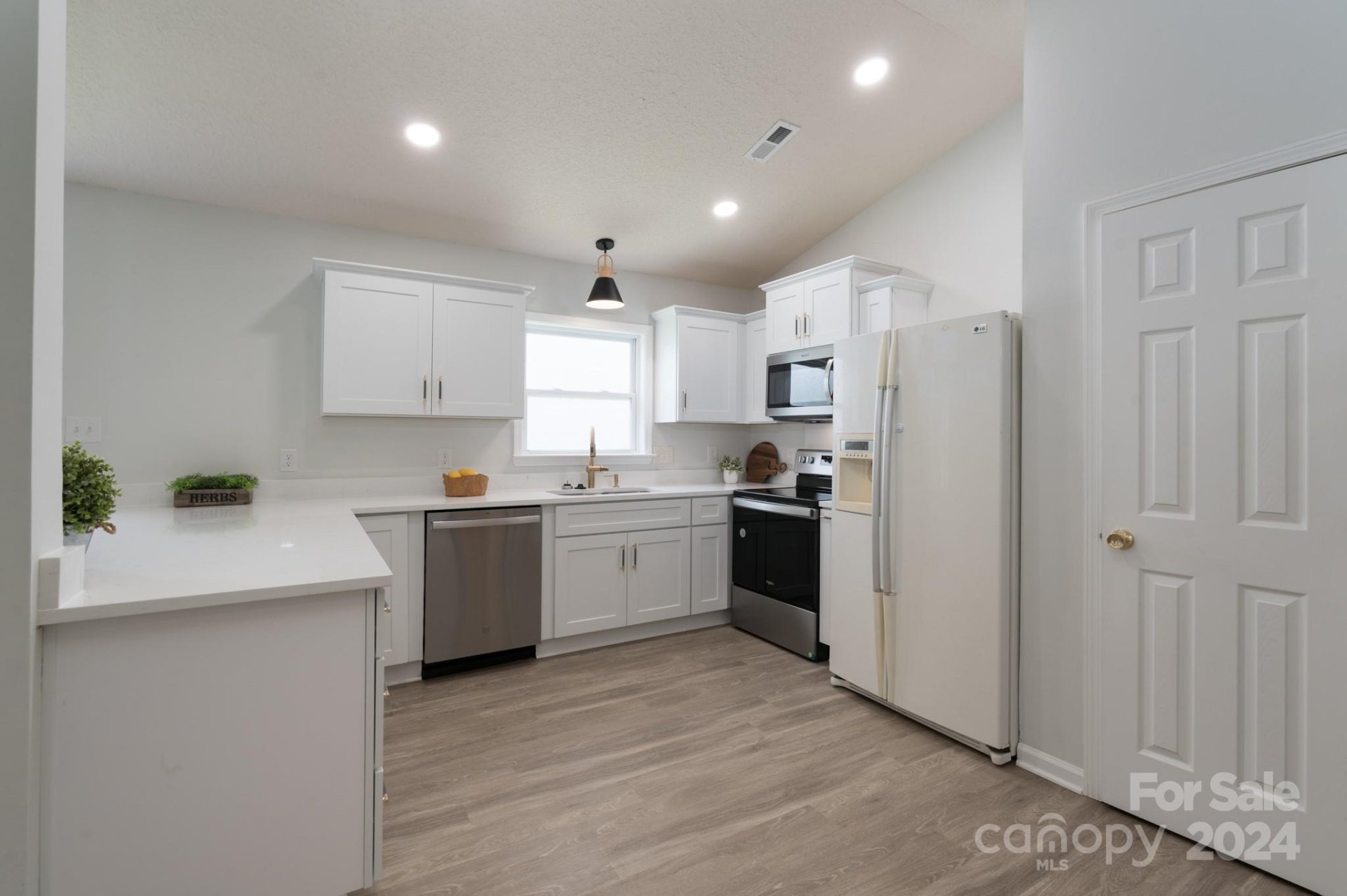 Property image 1 at 7504 Lady Liberty Lane, Charlotte, NC 28217