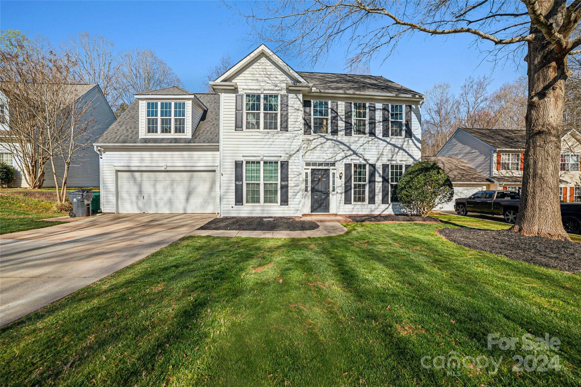 Property image 1 at 8031 Shiny Meadow Lane, Charlotte, NC 28215