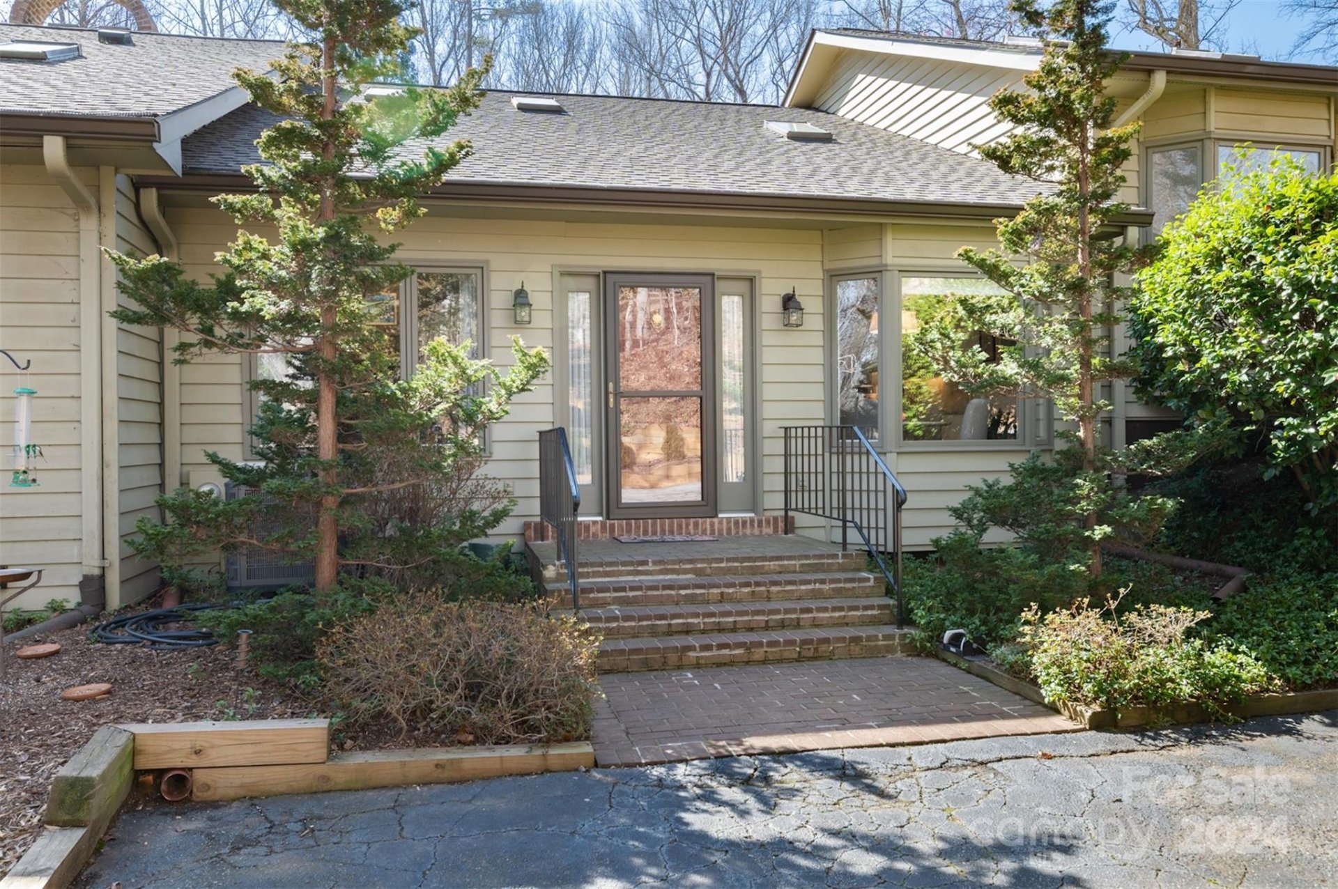 Property image 1 at 42 Hunting Country Trail, Tryon, NC 28782