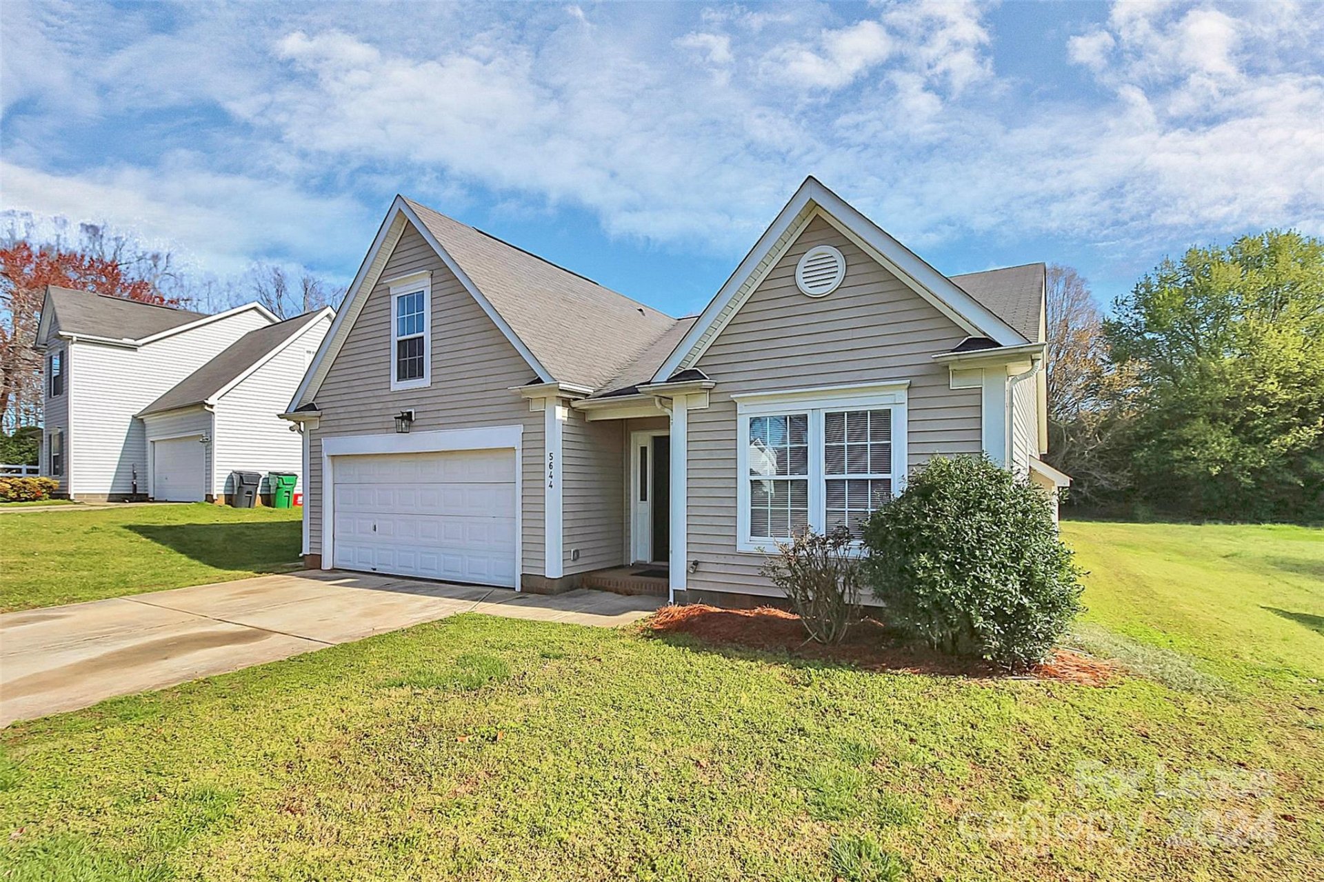 Property image 2 at 5644 Timbertop Lane, Charlotte, NC 28215